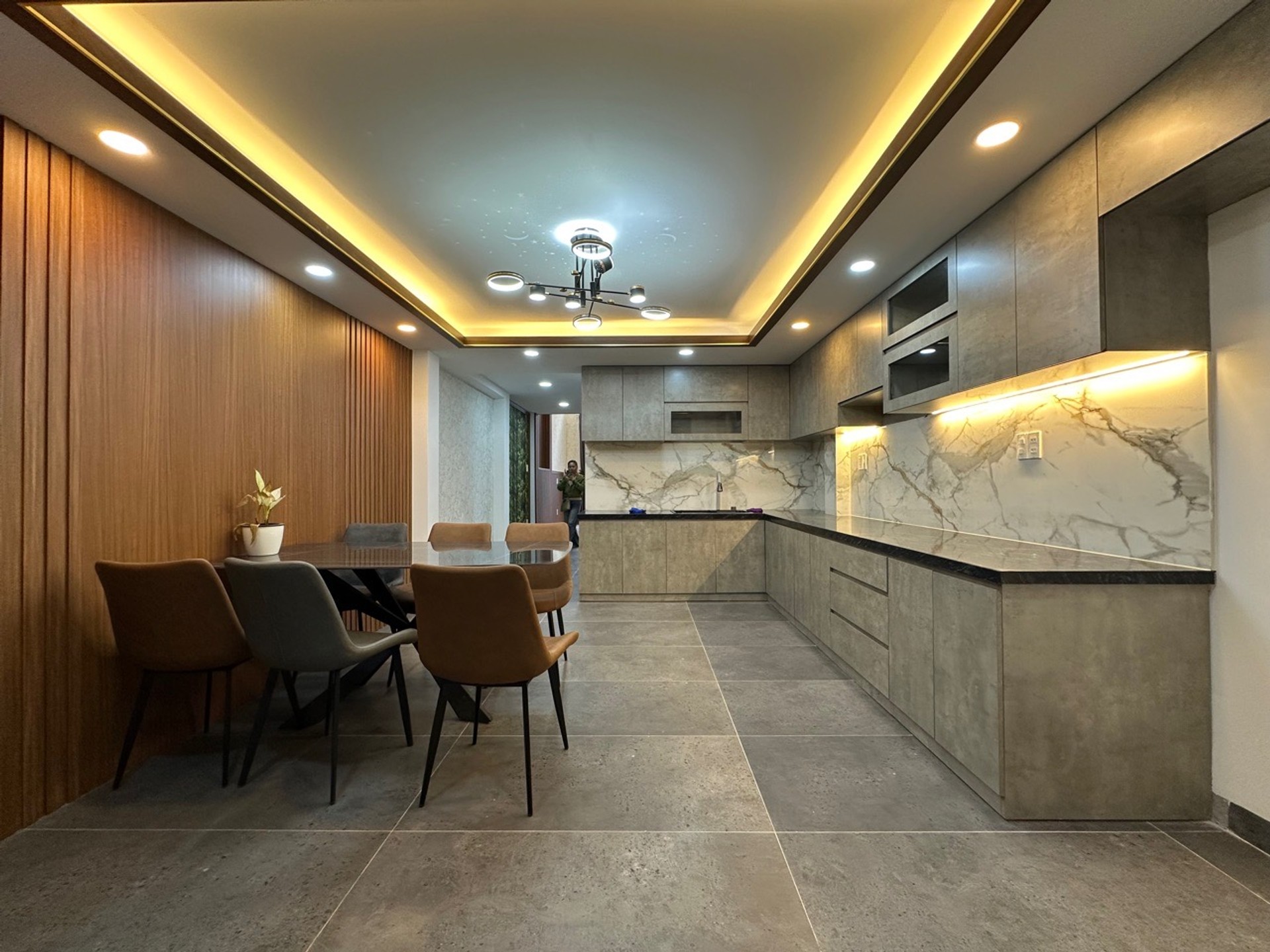 Bán nhà mới xây 4 tầng hẻm ô tô Tân Hương, Quận Tân Phú