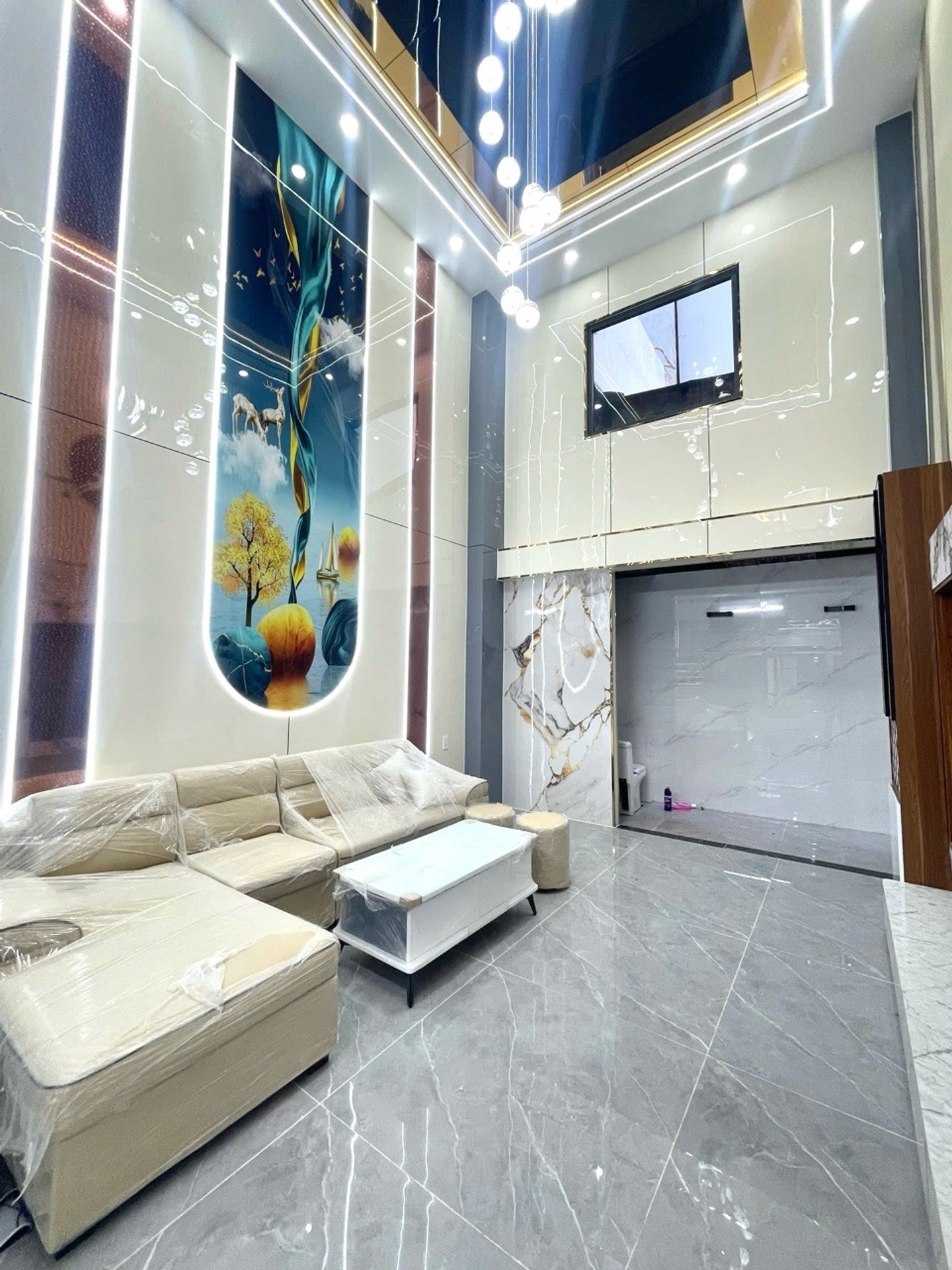 Cơ hội hiếm có sở hữu nhà mặt phố 5 tầng giá tốt tại Bình Hưng Hòa B