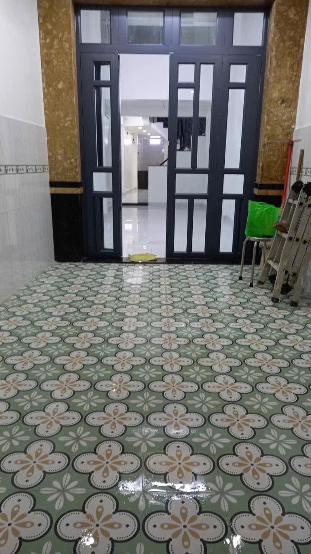 ❇️ Mặt Tiền ở và kinh doanh đa nghành nghề. Kết cấu trệt, lửng, 2 lầu, 4 PN, 5 wc,