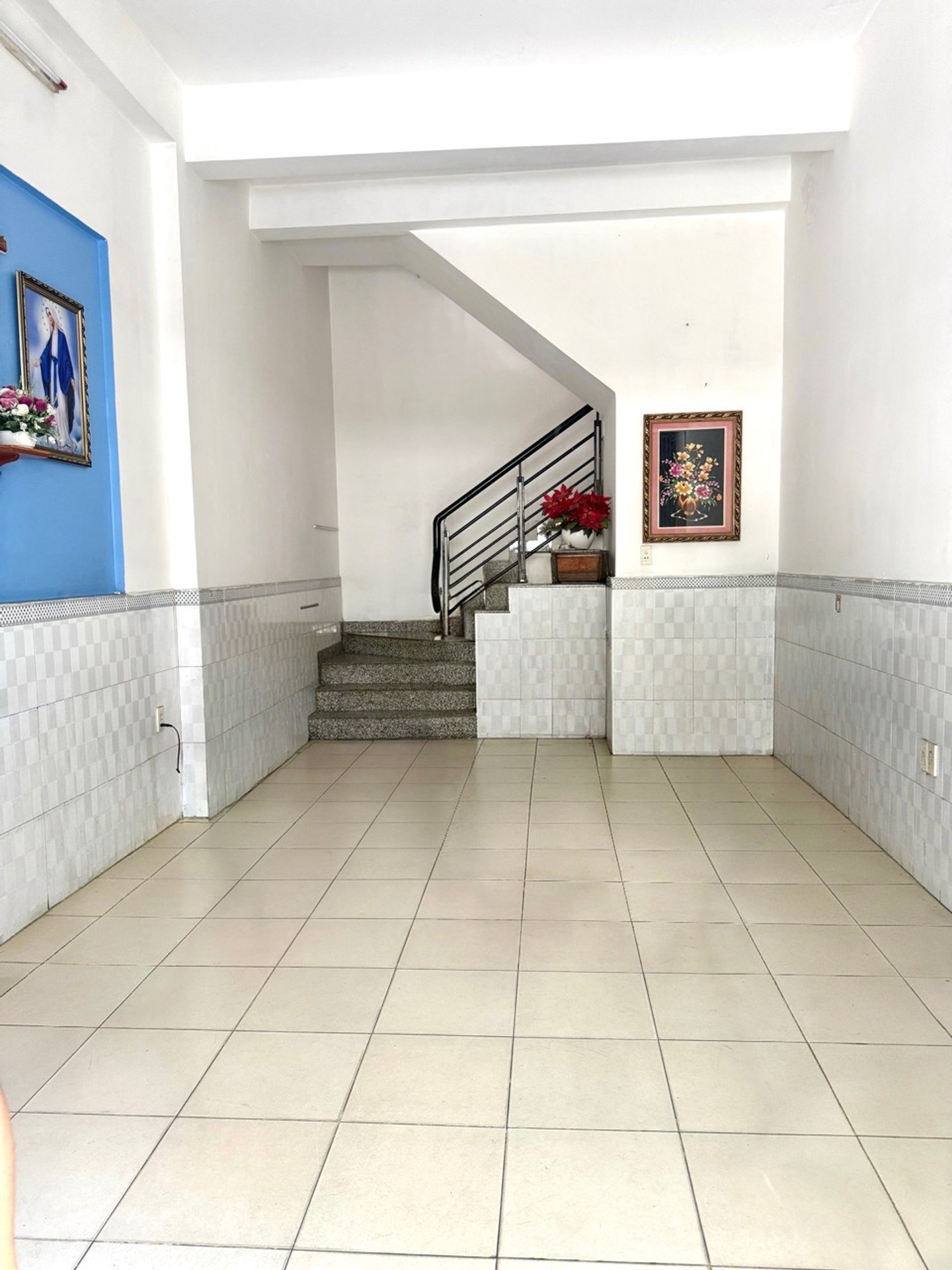 Nhà mặt phố 2 mặt tiền tại Tân Phú, ngang 8.2m, 3 tầng