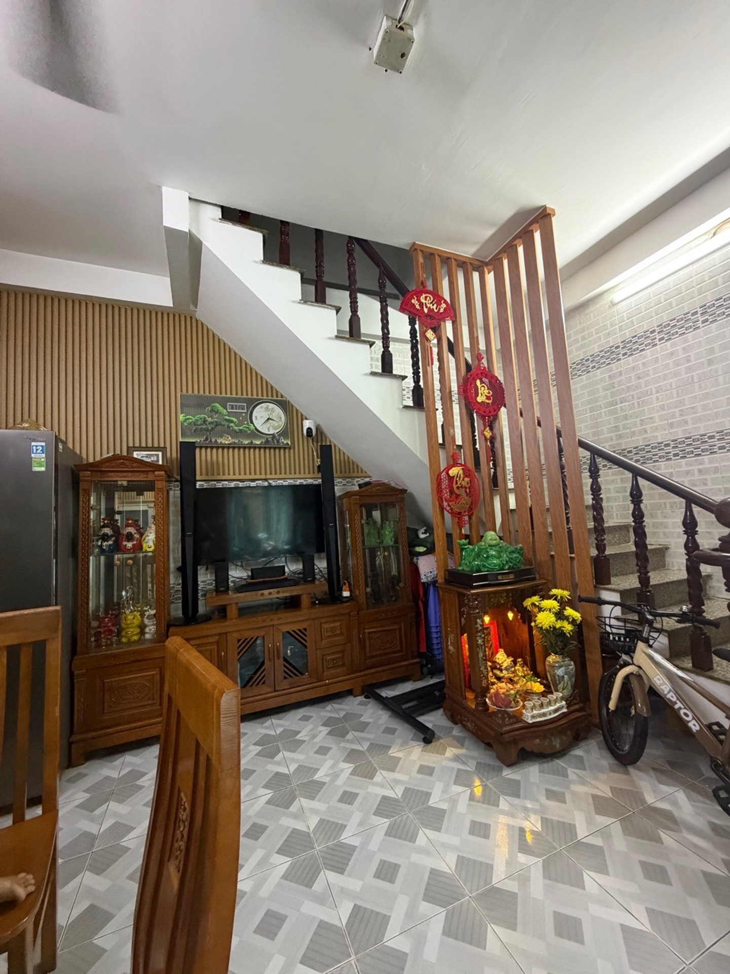 Bán nhà riêng 3 tầng 5 phòng ngủ tại Bình Long giá 5.5 tỷ