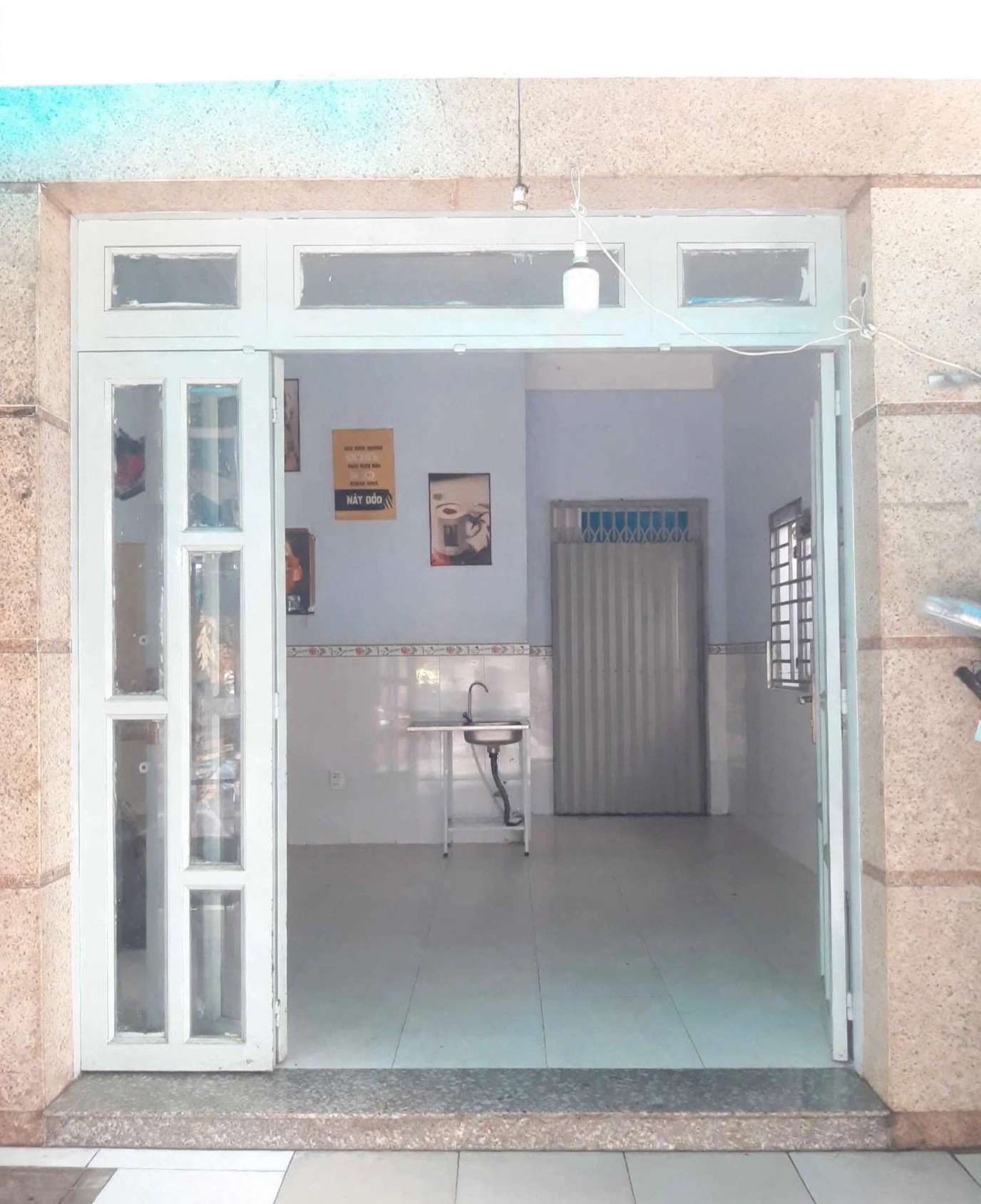 MT KINH DOANH SẦM UẤT - 4 TẦNG - GẦN ĐH NGUYỄN TẤT THÀNH - THU 180TR/NĂM - NHỈNH 10 TỶ