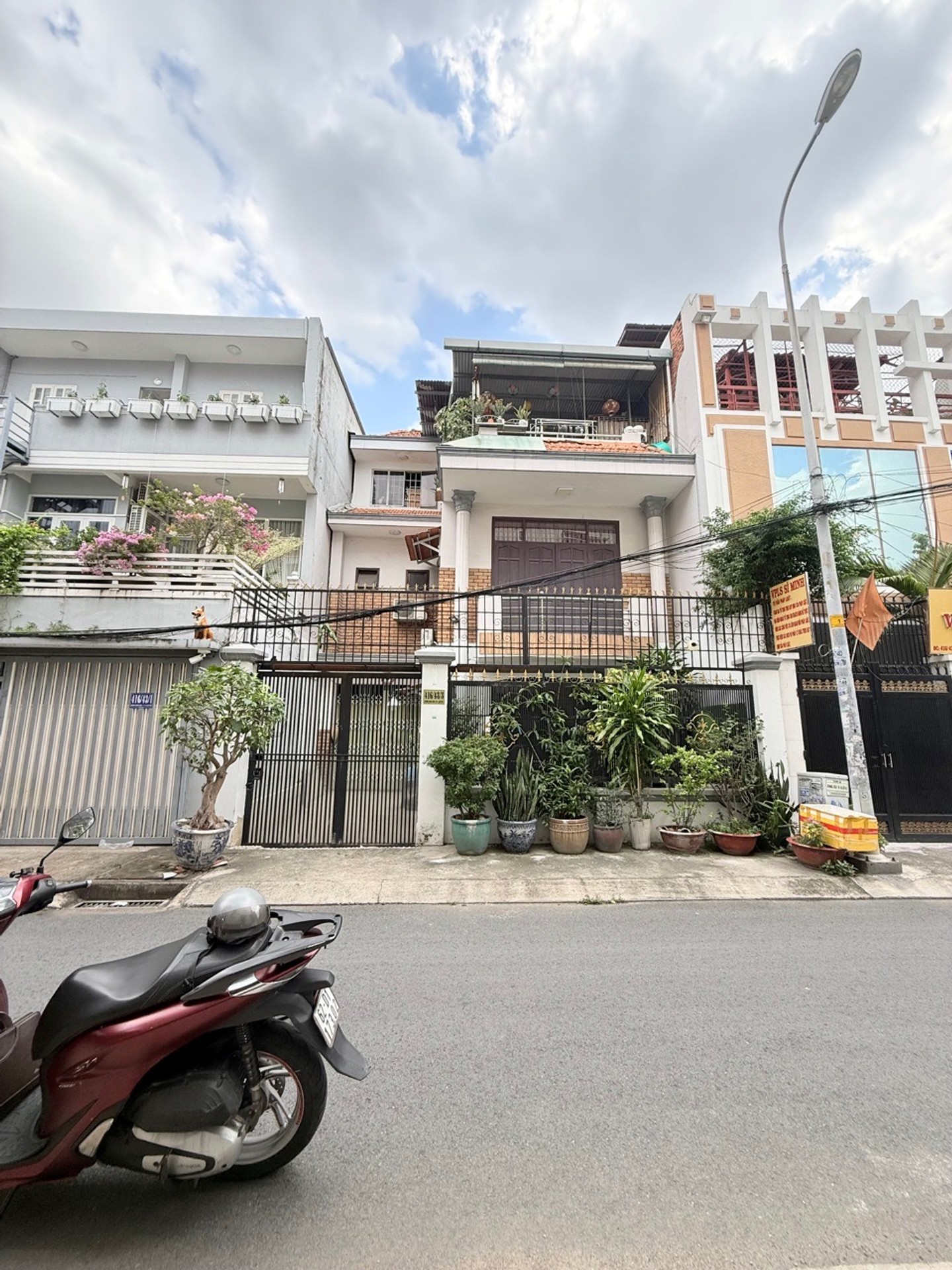 NHÀ 3 TẦNG KHU VIP DƯƠNG QUẢNG HÀM - P. AN NHƠN - GÒ VẤP - 18TY TL