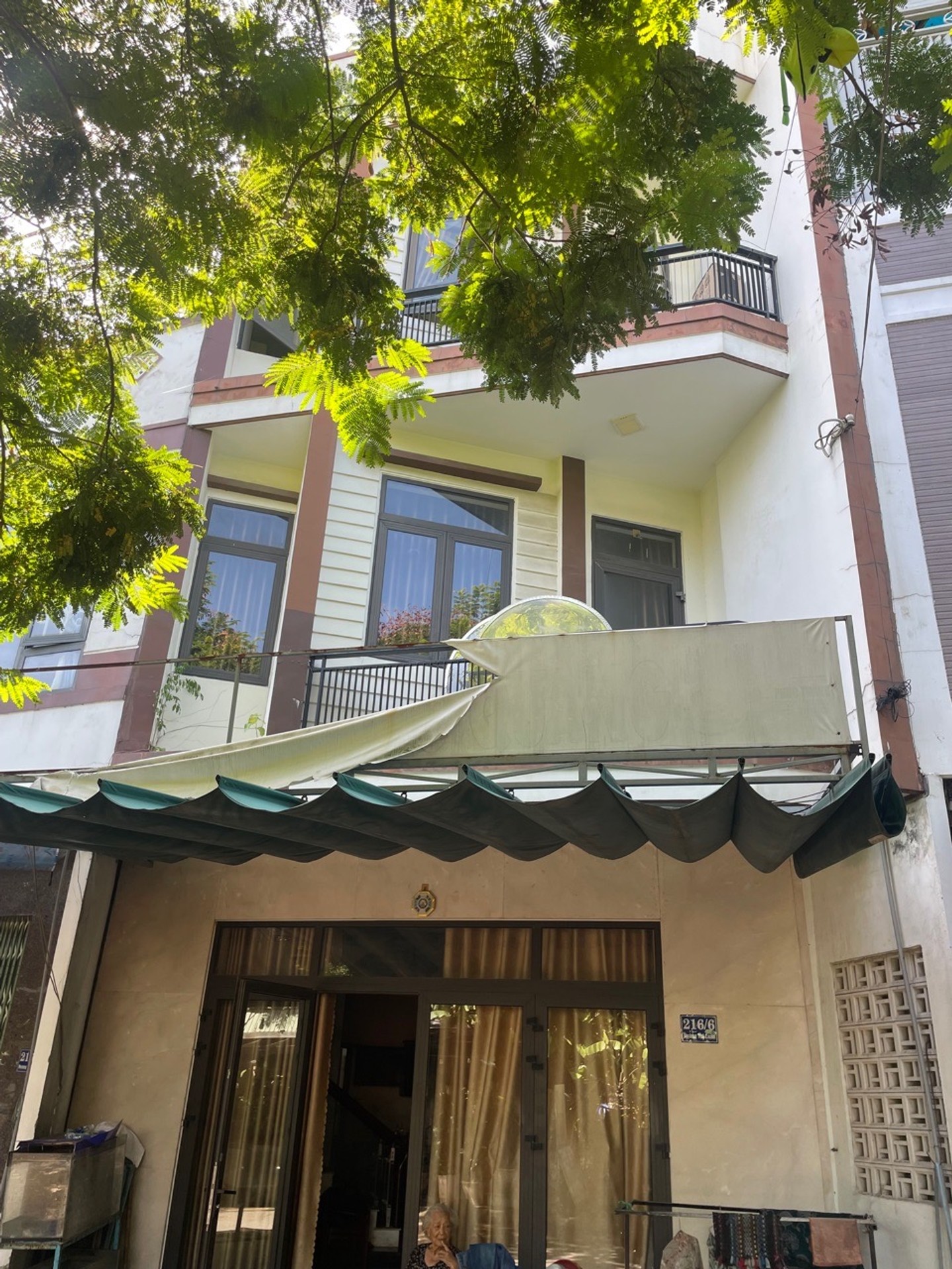 Bán nhà kiệt Hoàng Thị Loan 54m2