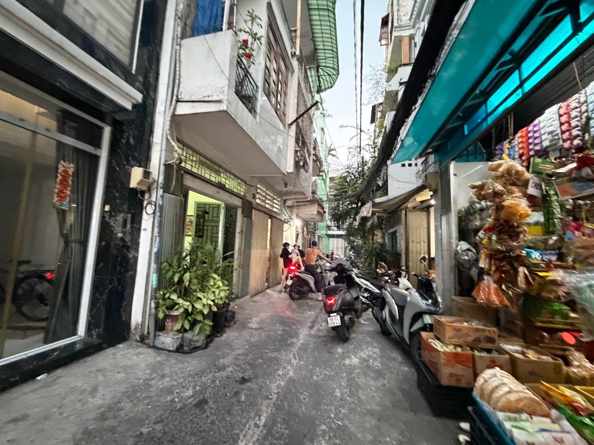 Bán nhà riêng 29m² tại trung tâm Quận 10 khu kinh doanh sầm uất