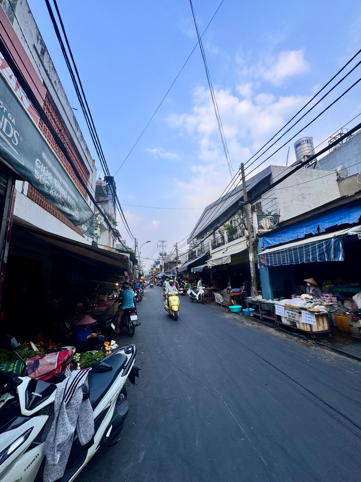 Nhà mặt phố rộng 5.1m kinh doanh đỉnh tại Tân Bình, giá tốt