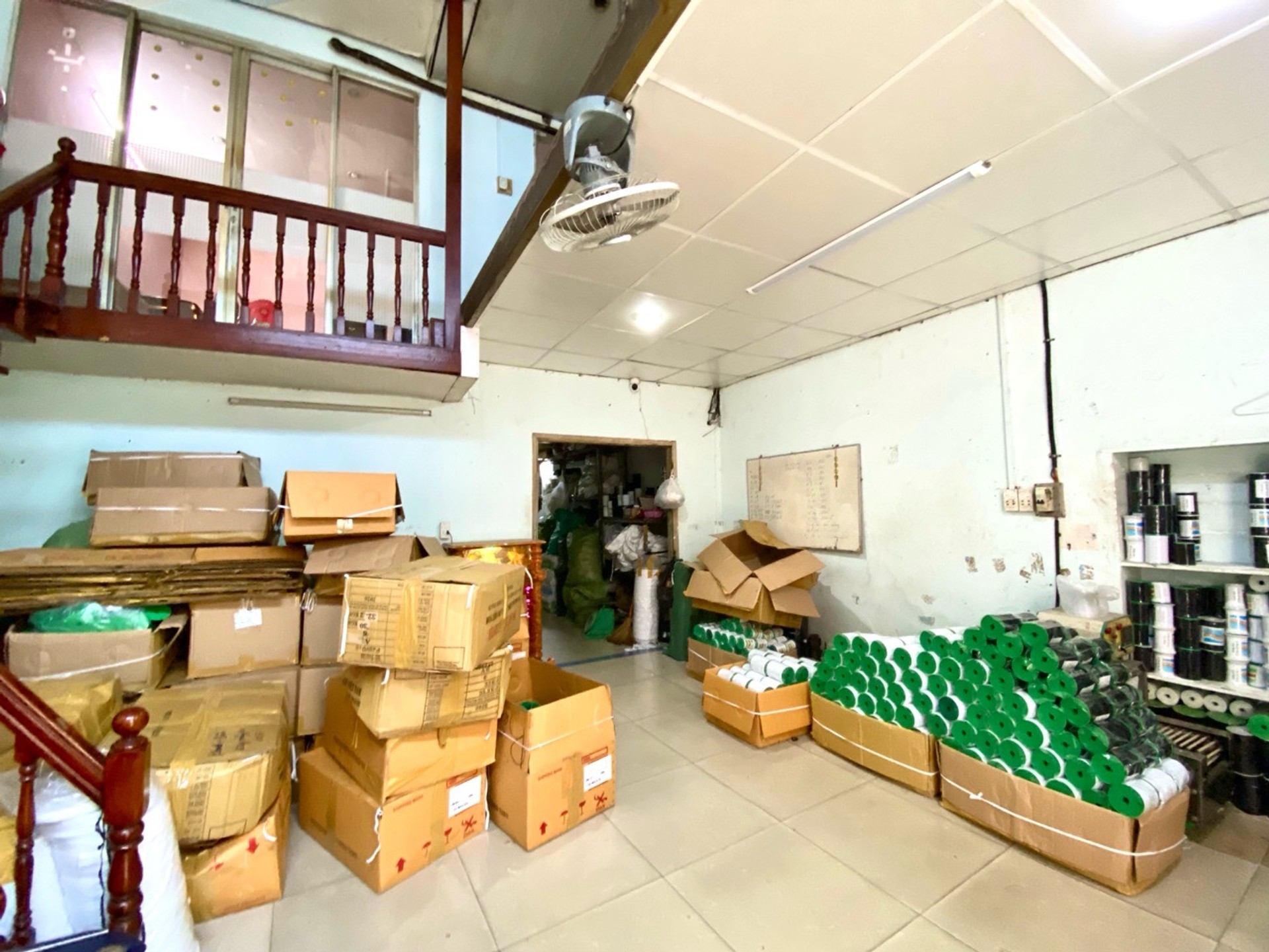Nhà mặt phố 3 tầng 95.5m2 giá 9.9 tỷ tại Tân Bình