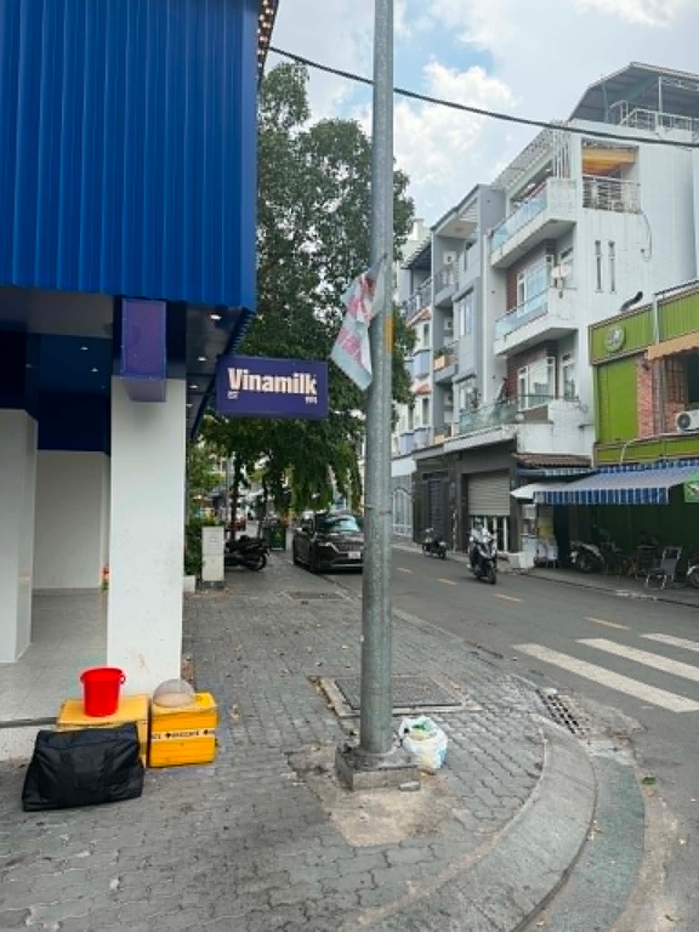 Bán nhà góc 2 mặt tiền kinh doanh sầm uất tại Quận 10, diện tích 76,6m²