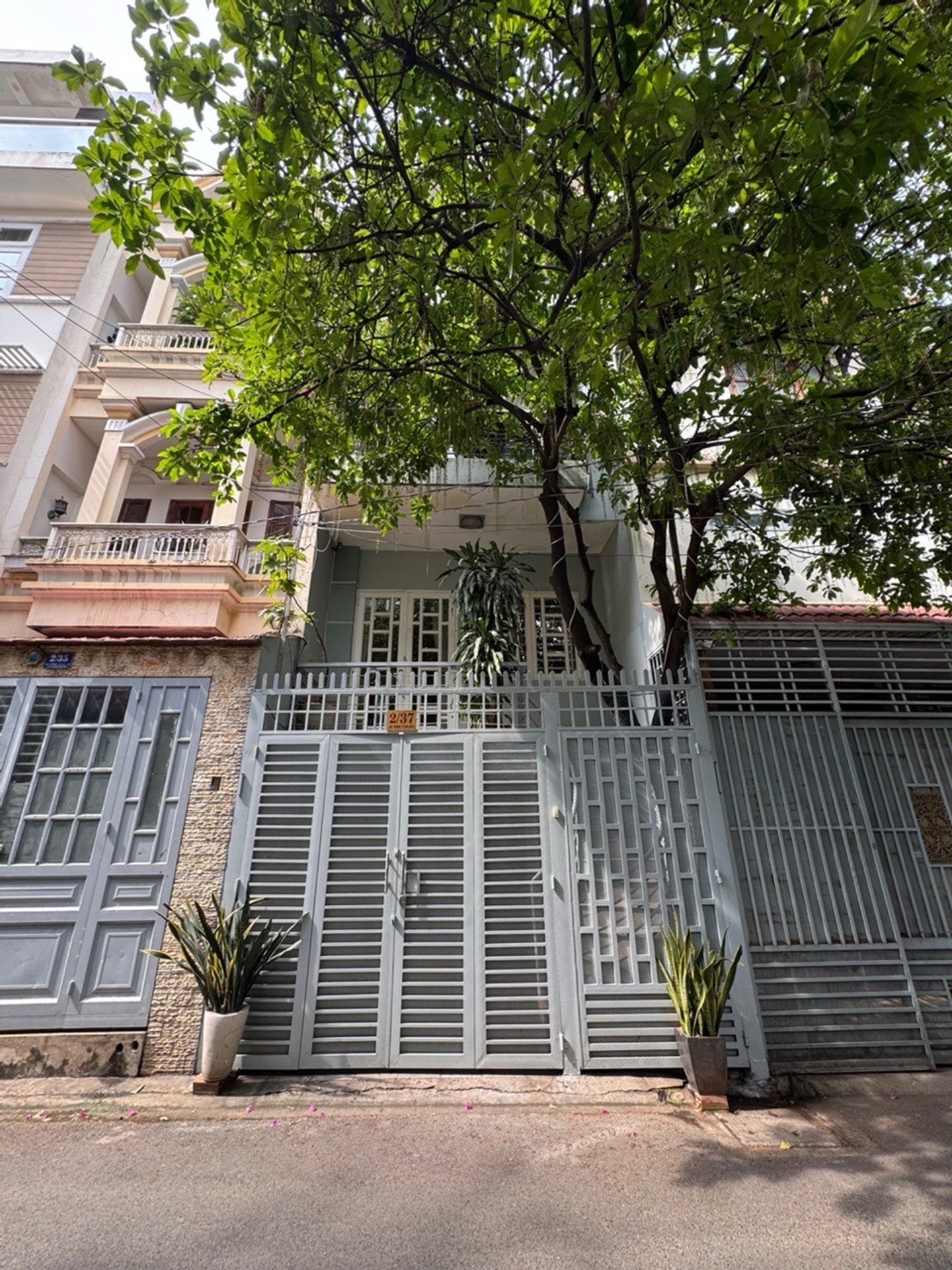 Nhà 4 tầng 55m² hẻm trước sau khu Tân Bình giá 11 tỷ