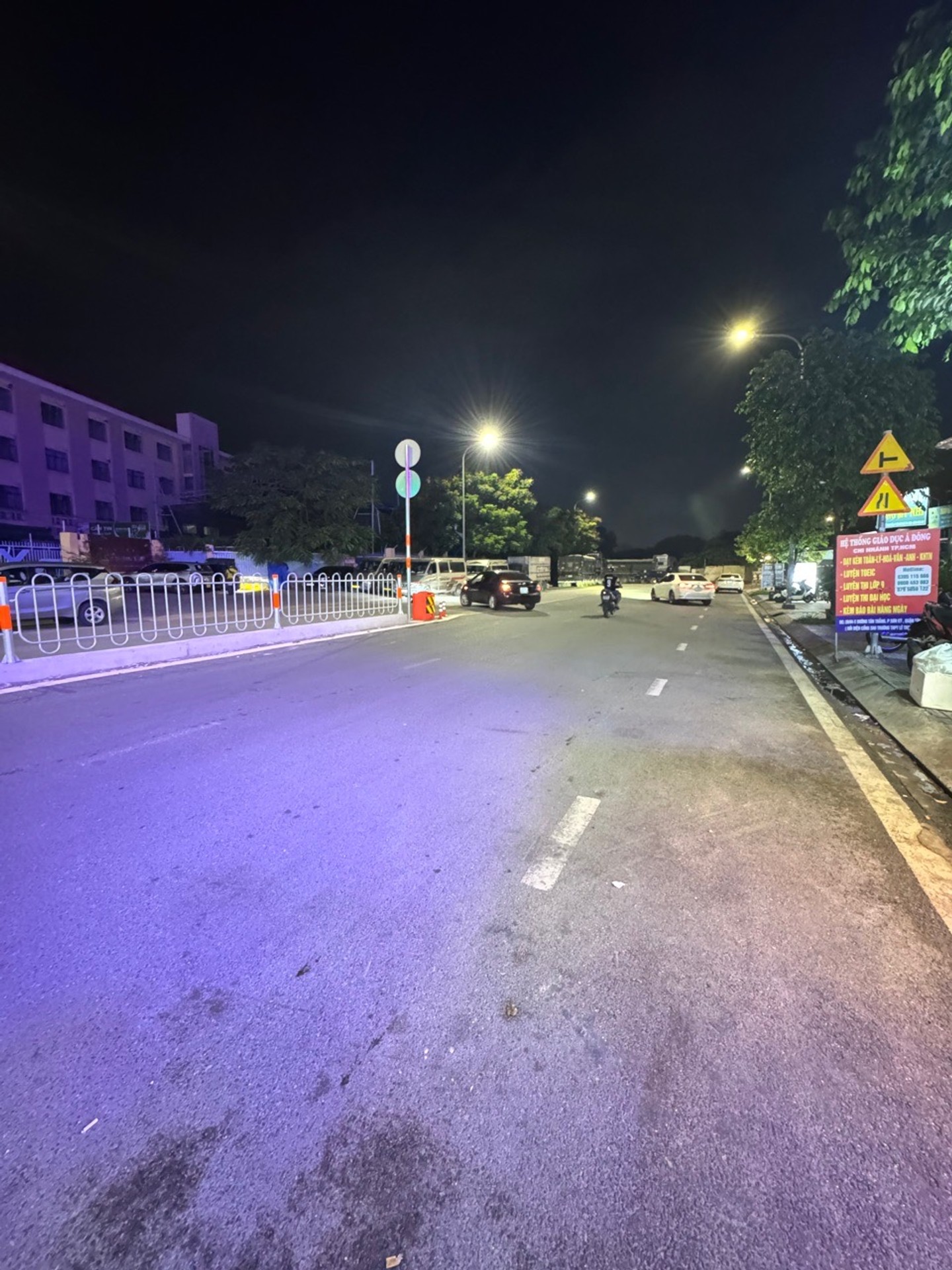 Bán nhà mặt phố tại phường Tân Sơn Nhì, diện tích 177m2, giá 52 tỷ