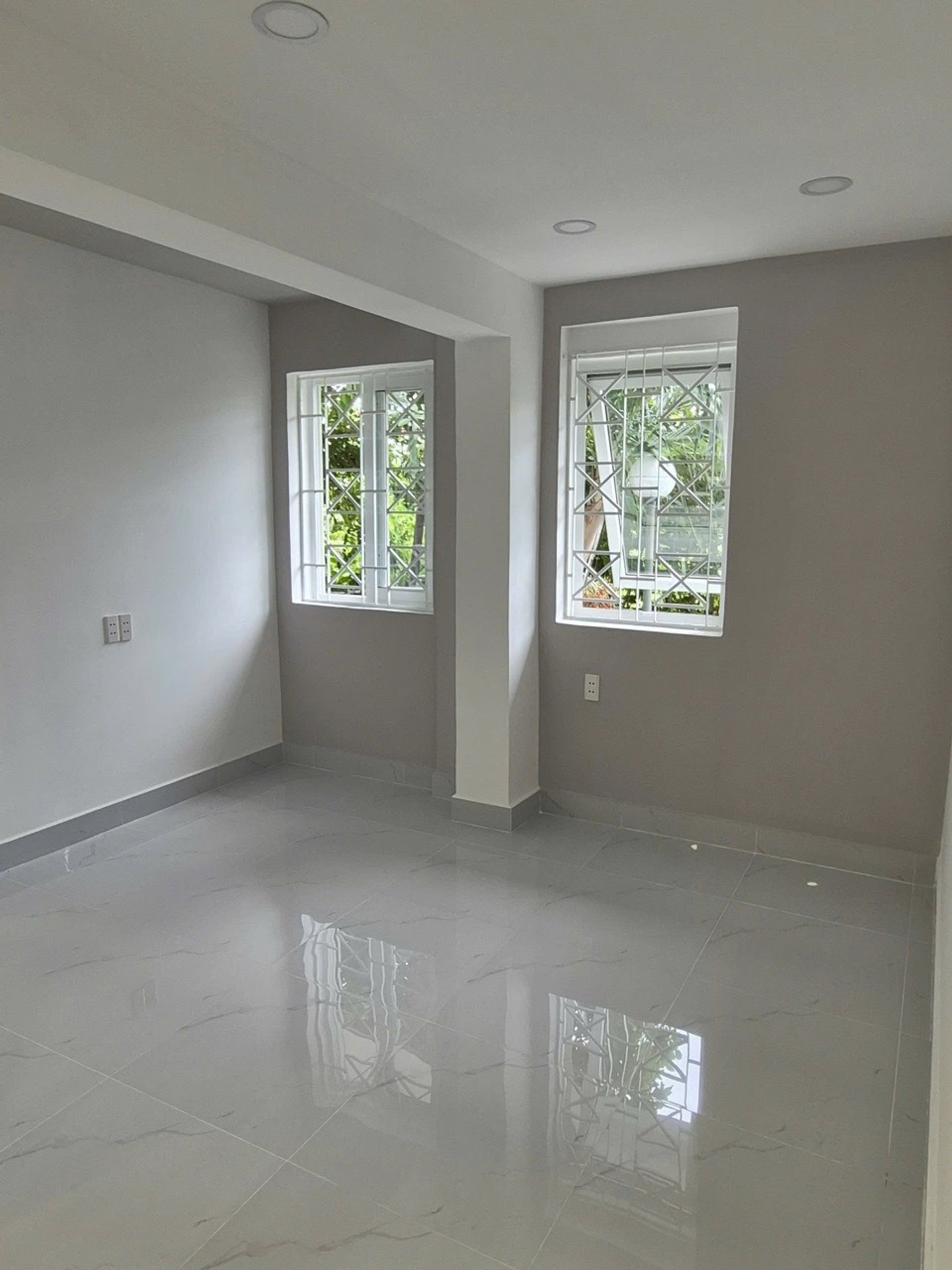Bán shophouse góc 2 tầng tại Gò Dầu giá 5.7 tỷ