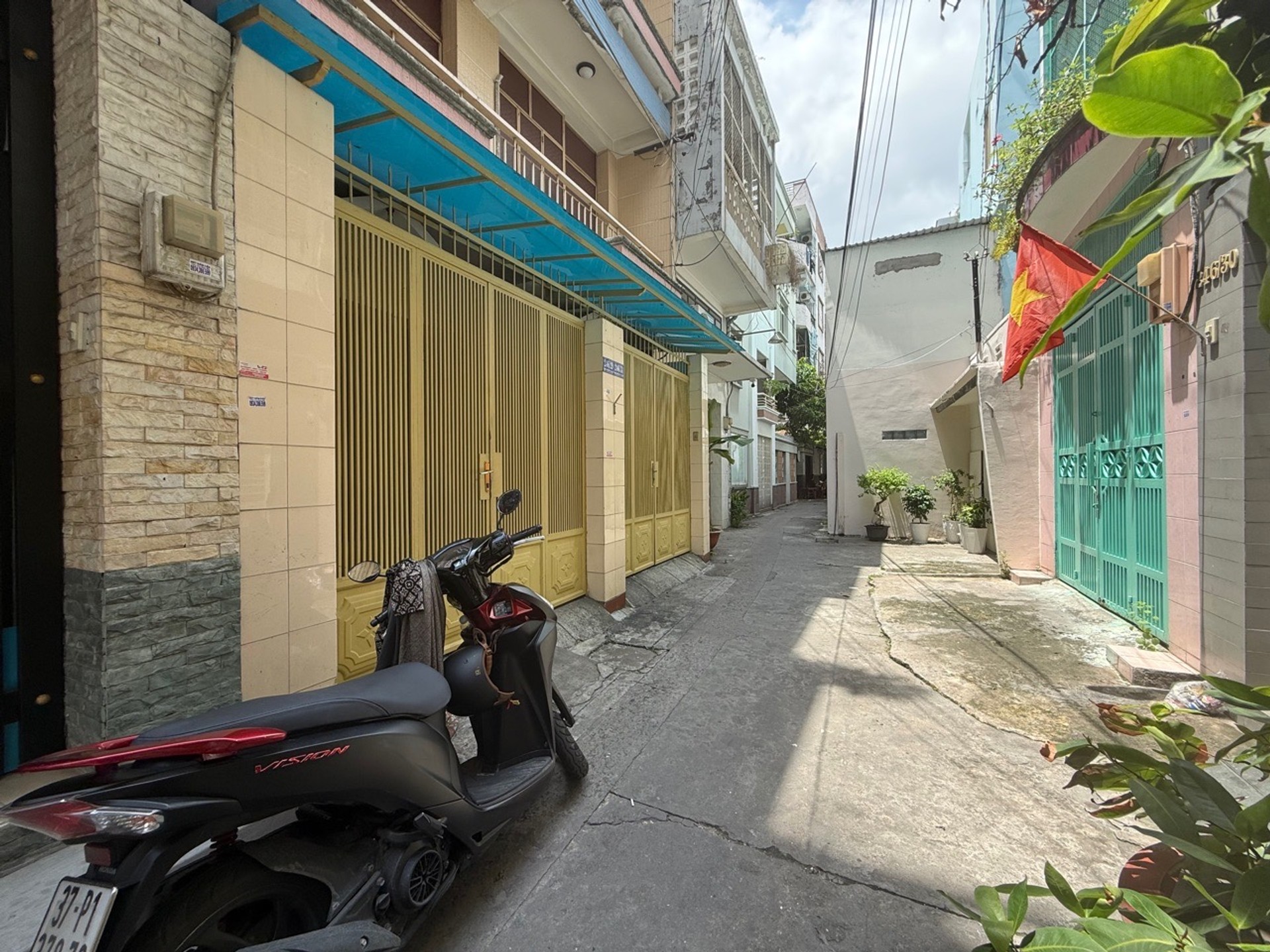Nhà 5 tầng trung tâm Quận 10 giá tốt, hẻm ô tô thông