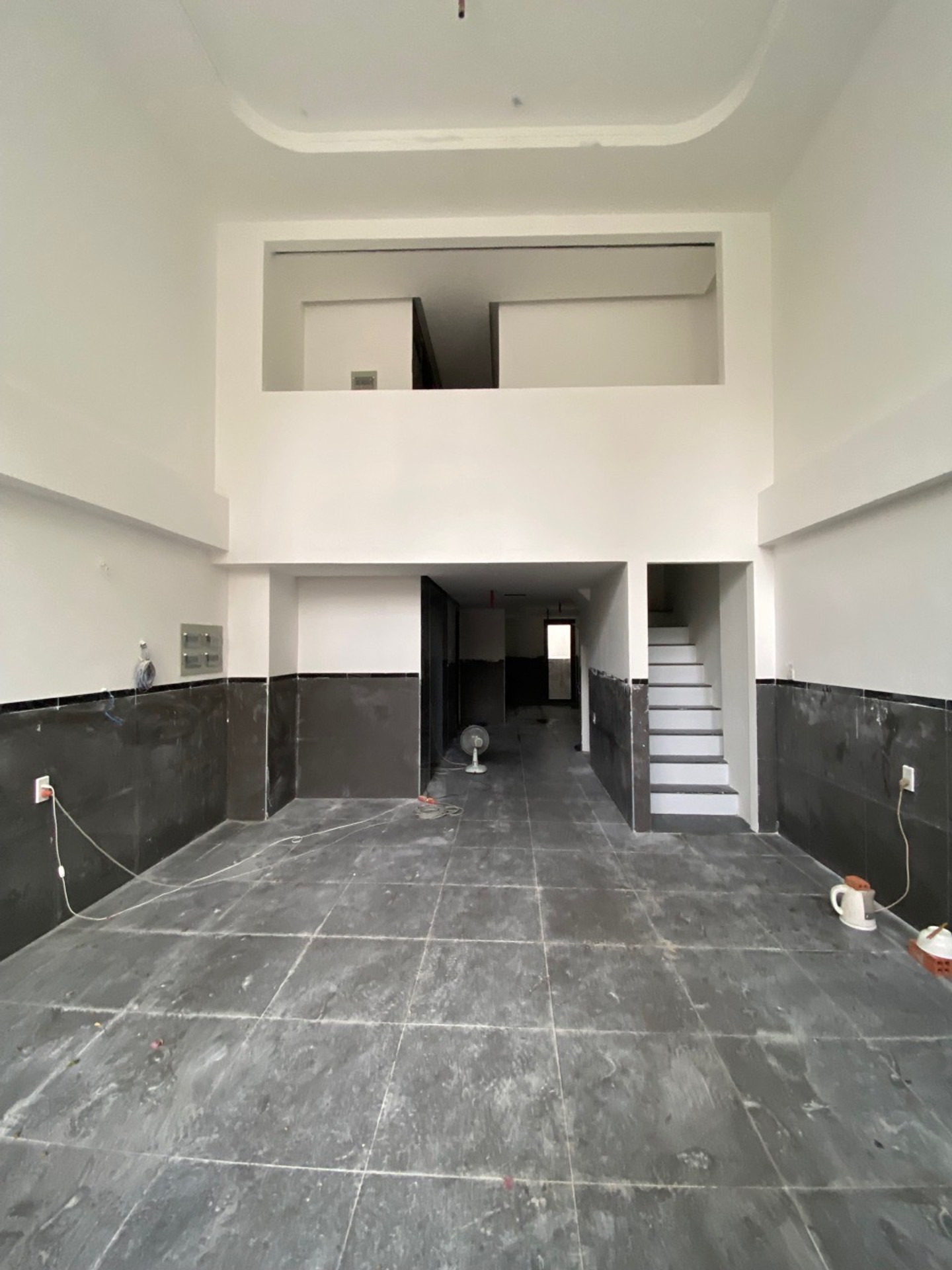 Bán nhà 6 tầng 15 phòng ở Bờ Bao Tân Thắng, Tân Phú 85m2