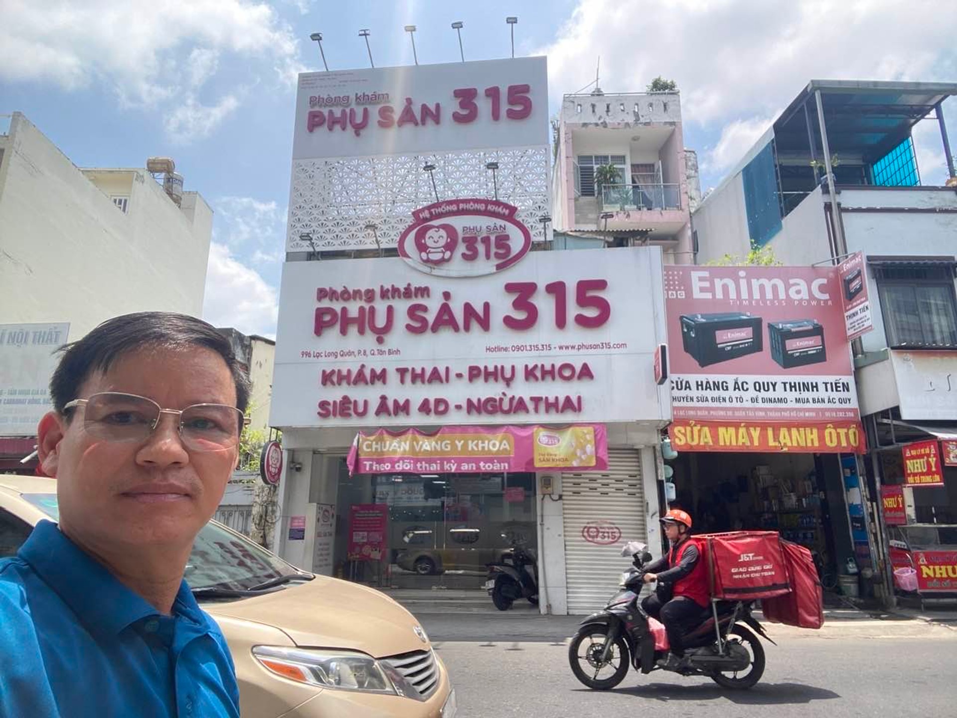 Cơ hội sở hữu nhà mặt phố Lạc Long Quân giá tốt ngay trung tâm Tân Bình
