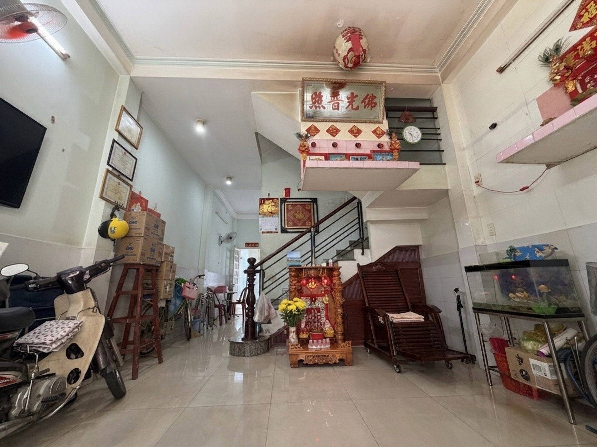Nhà 4 tầng thoáng mát Quận 11 giá tốt