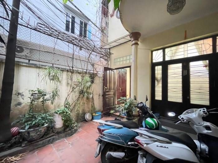 Nhà 4 tầng lô góc 3 mặt thoáng rộng 79m2 tại Hoàng Mai