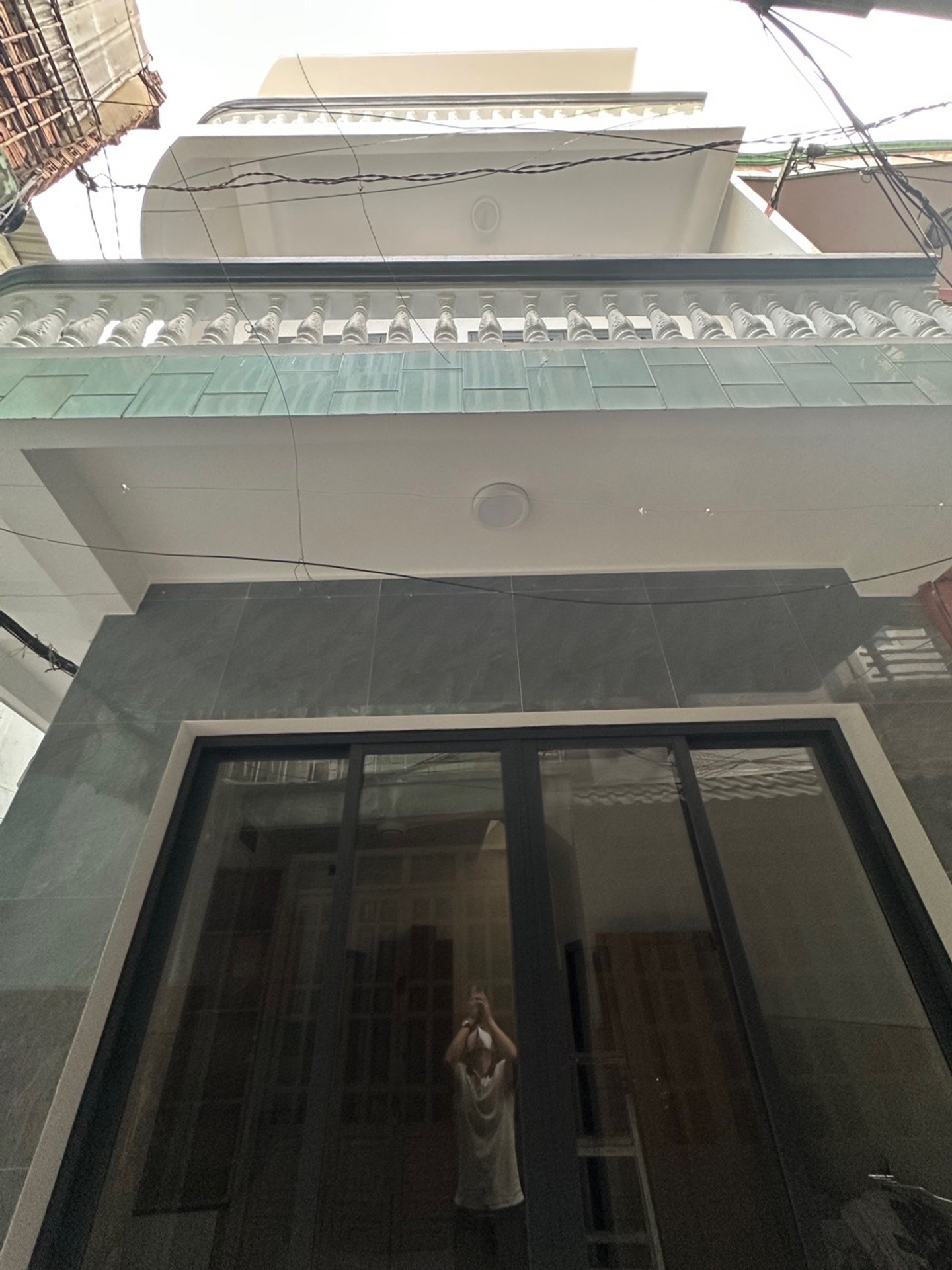 Bán nhà 3 tầng mới, Lạc long quân-Tân Bình-4.2tỷ