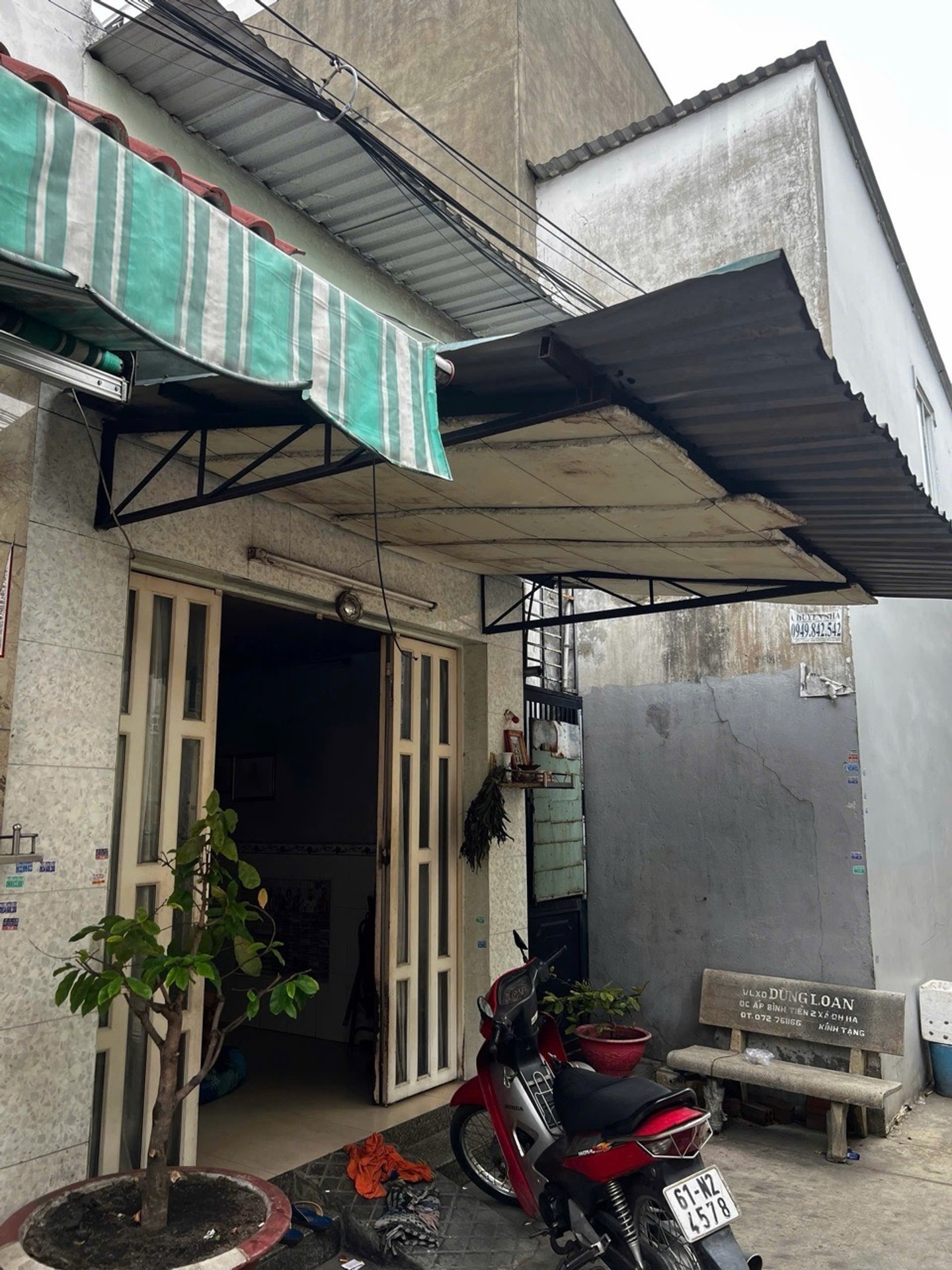 Nhà 2 tầng 26m² hẻm 4m sạch sẽ, gần mặt tiền tại Bình Tân
