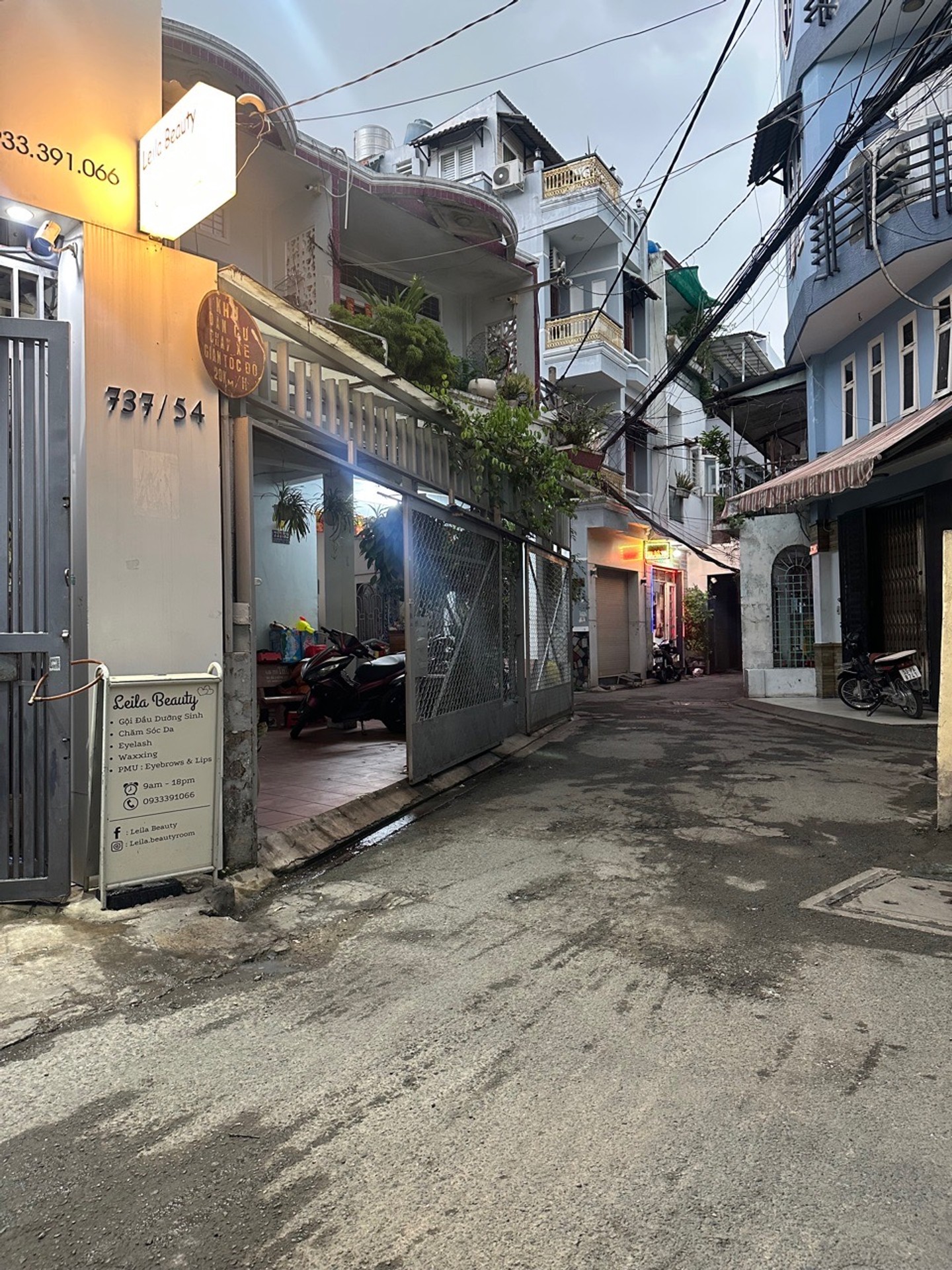 Bán nhà 4 tầng có 4 phòng ngủ tại quận Tây Hồ giá 9.95 tỷ