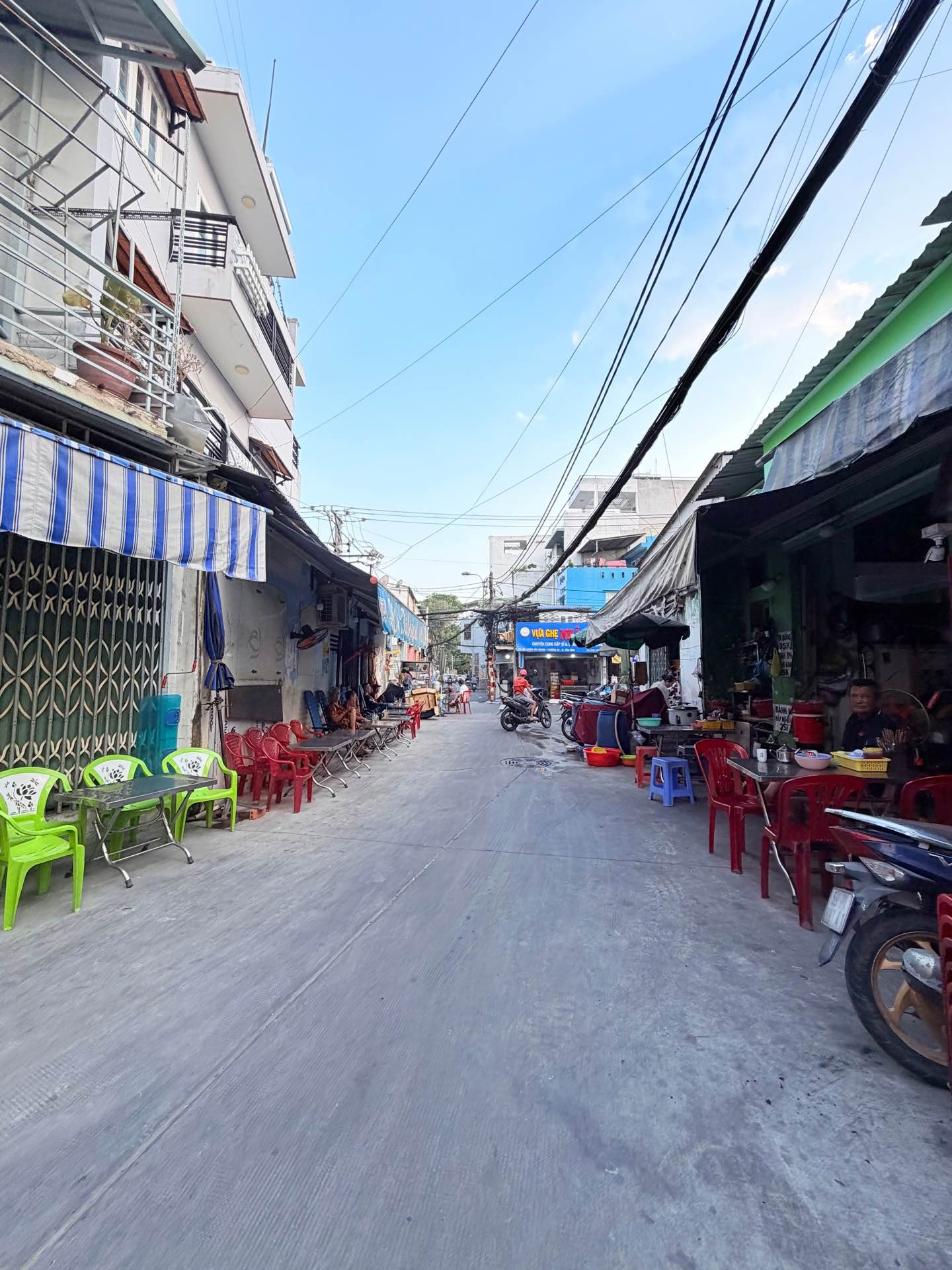 Nhà hẻm xe tải kinh doanh, 35m2, 3 tầng, giá 5 tỷ, Tân Bình