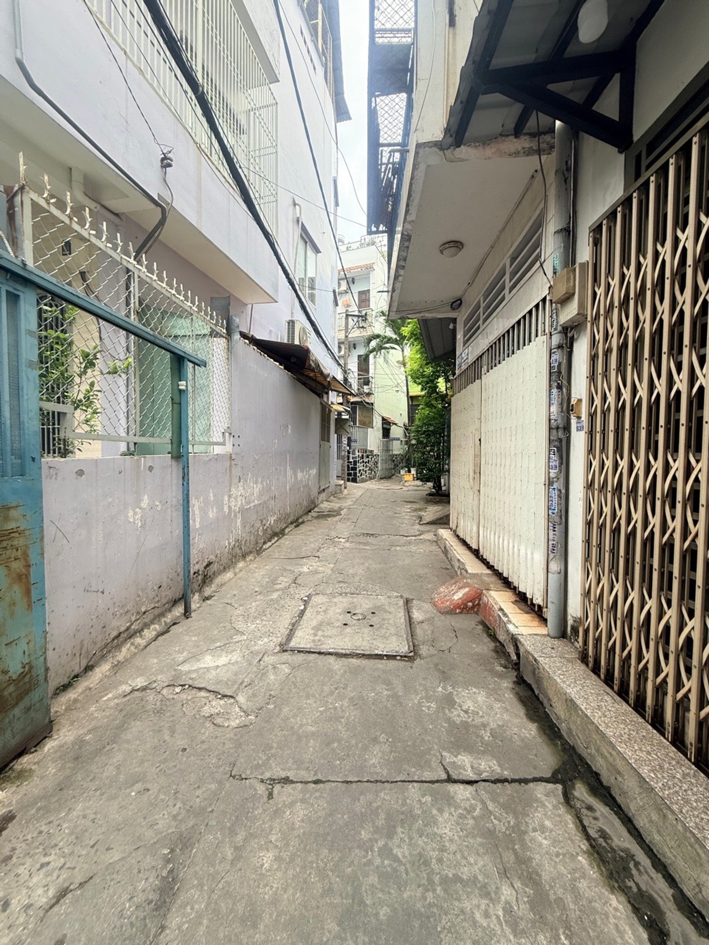 Bán nhà 3 tầng 22m2 gần công viên Thỏ Trắng, giá 4.7 tỷ