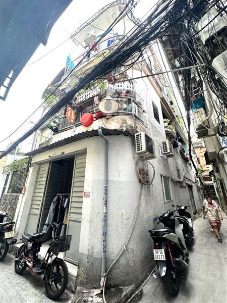 Nhà Lô Góc Trung Tâm Quận 10 Giá Giảm Gần 1 Tỷ - Cơ Hội Đầu Tư Sinh Lời Ngay