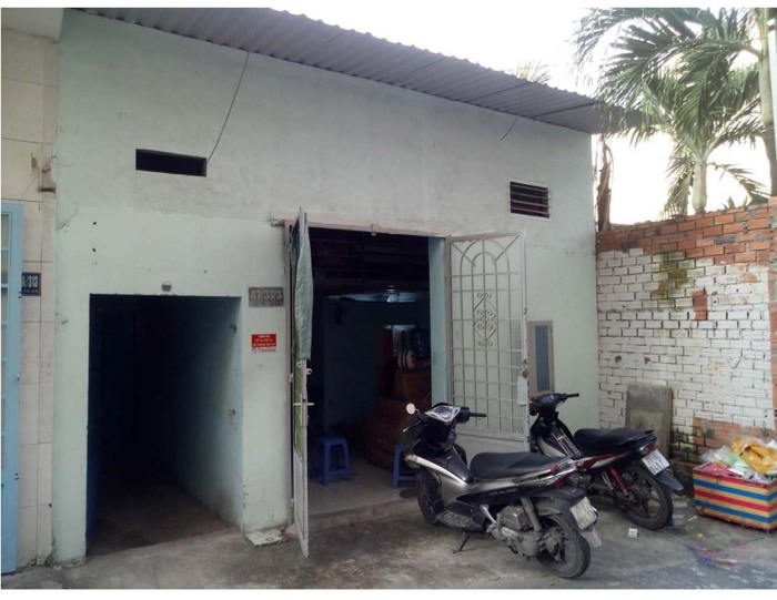Nhà mặt tiền rộng 5.4m, vị trí vàng Tân Bình