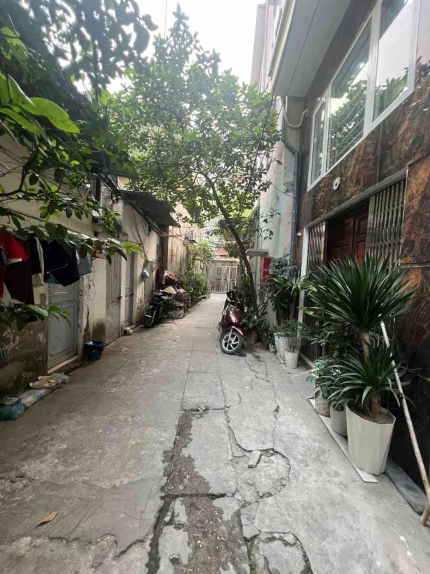 Bán nhà riêng 5 tầng tại Đại Từ, sổ đỏ vuông, ngõ rộng 3.5m