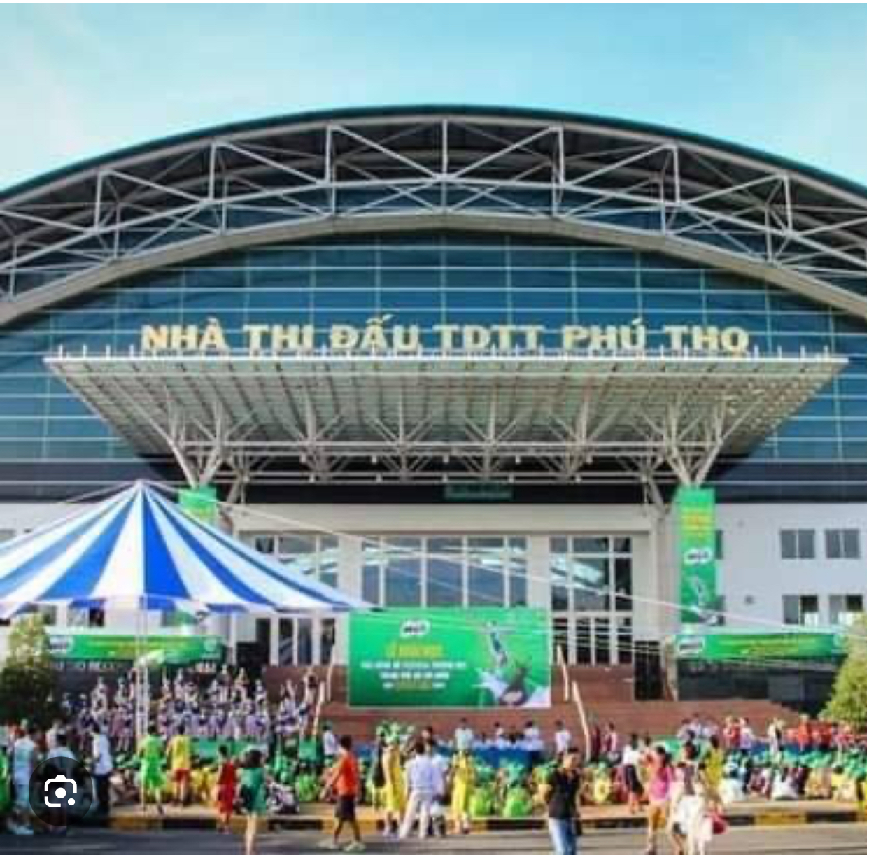 B.ÁN NH.À Q.11 gần nhà thi đấu Phú Thọ DT: 50m2 - ngang 4.7m nở hậu - Cấp 4 Trệt, lửng - chỉ nhỉnh