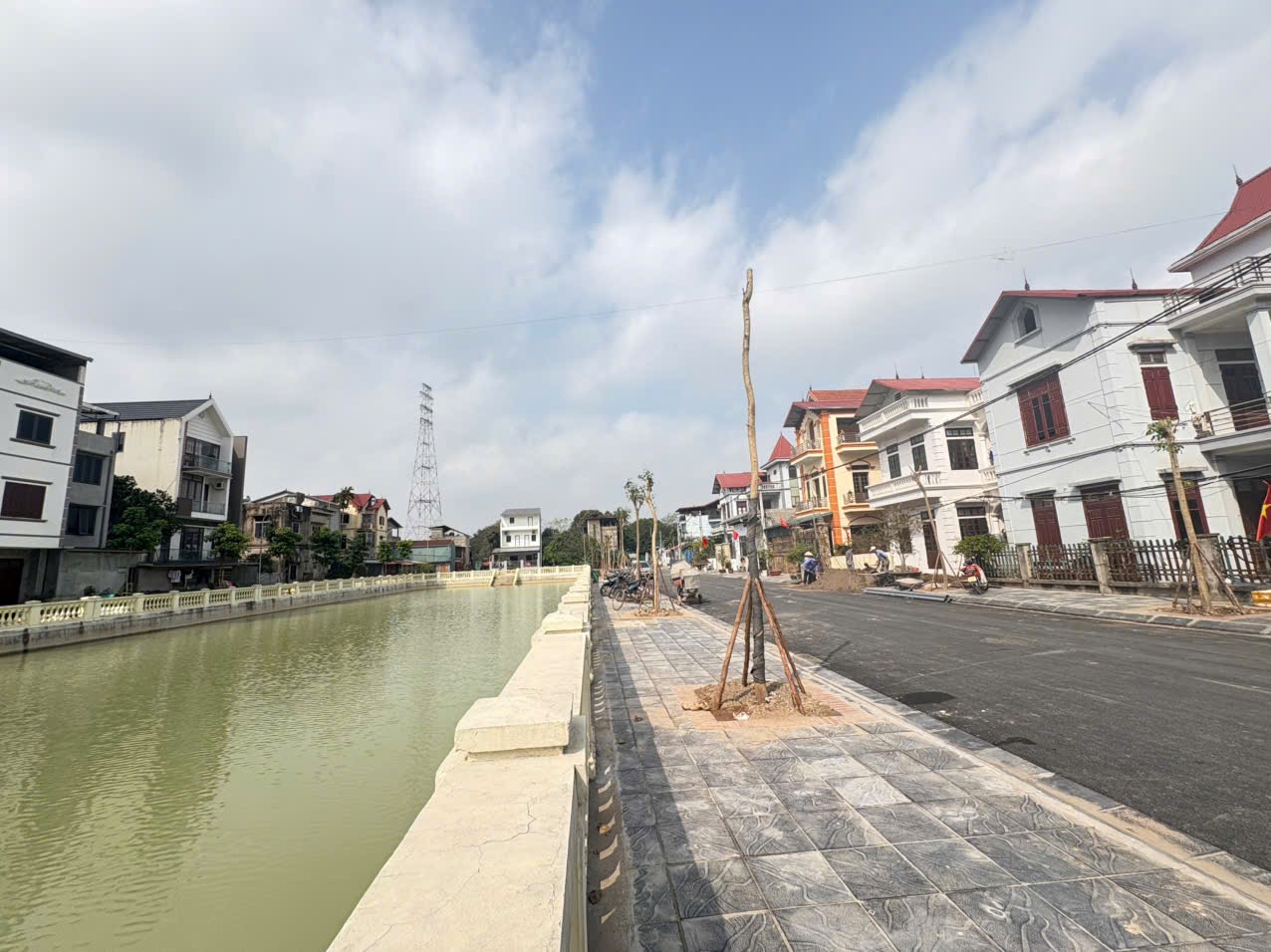 🌺SẴN 2 CĂN NHÀ 2 TẦNG VÀ 3 TẦNG CÓ THỂ Ở HOẶC CHO THUÊ DÒNG TIỀN - KINH DOANH VIEW HỒ ĐIỀU HOÀ THO