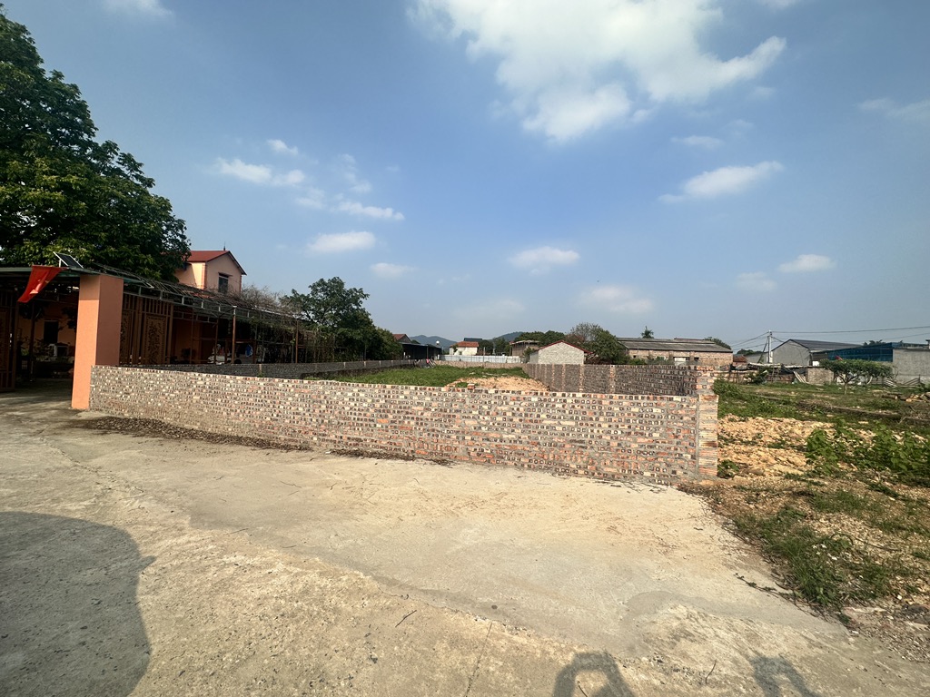 Bán đất 571m2 mặt tiền 12.6m tại xã Minh Phú, Sóc Sơn gần khu du lịch