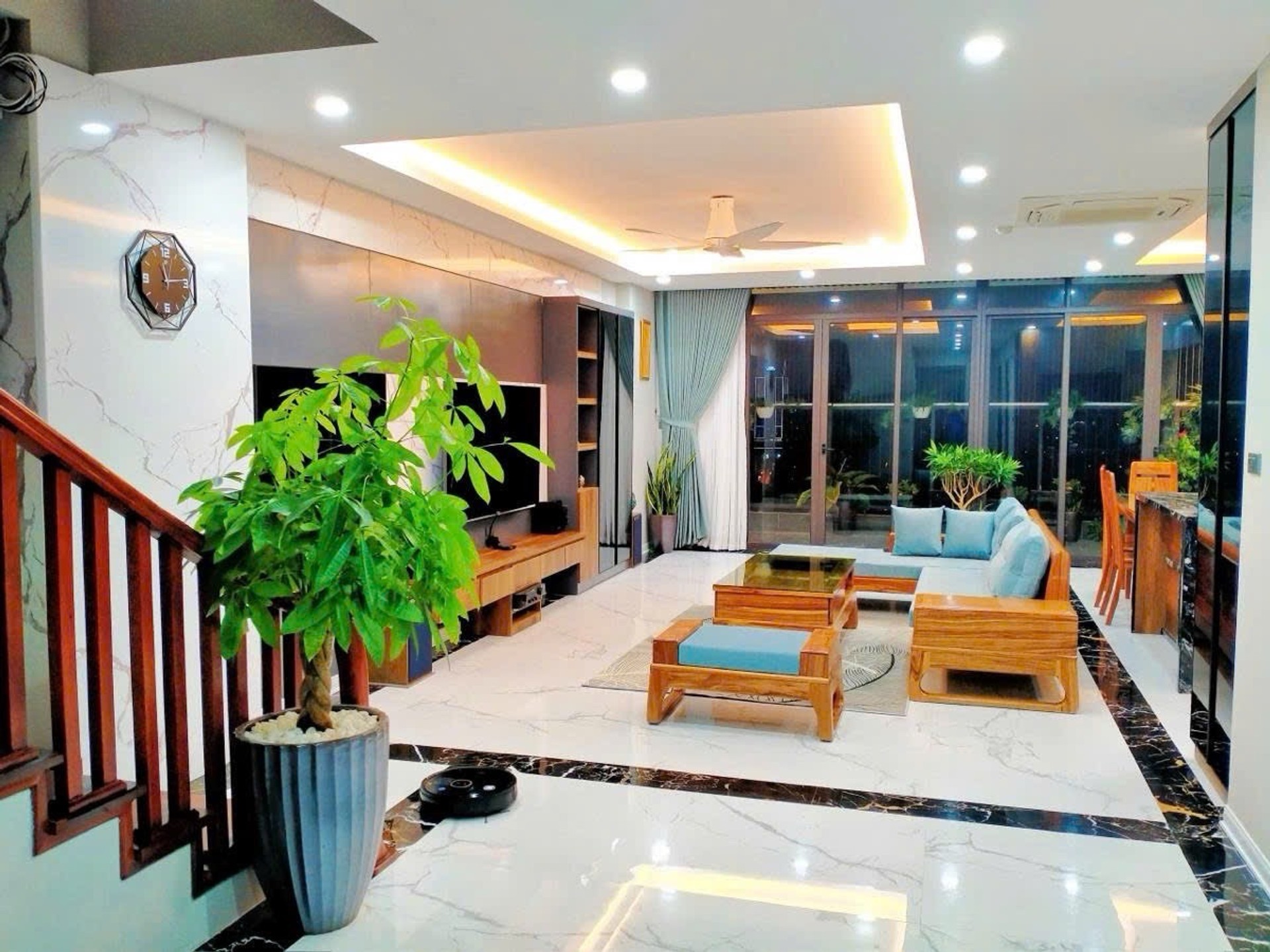 P2809 Chung Cư Startup Tower (91 Đại Mỗ) Đại Mỗ 170m² 9.5 tỷ