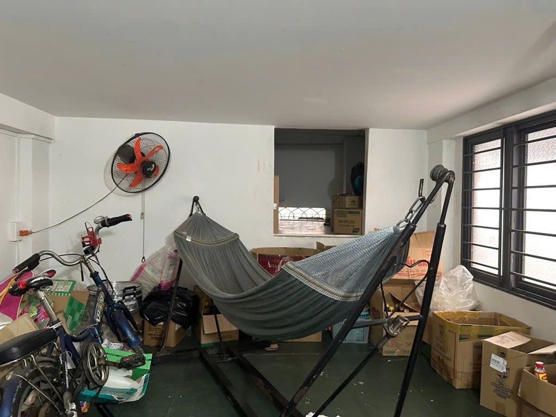 Nhà giá tốt tại Lạc Long Quân - Cơ hội đầu tư hiếm có dưới 5 tỷ