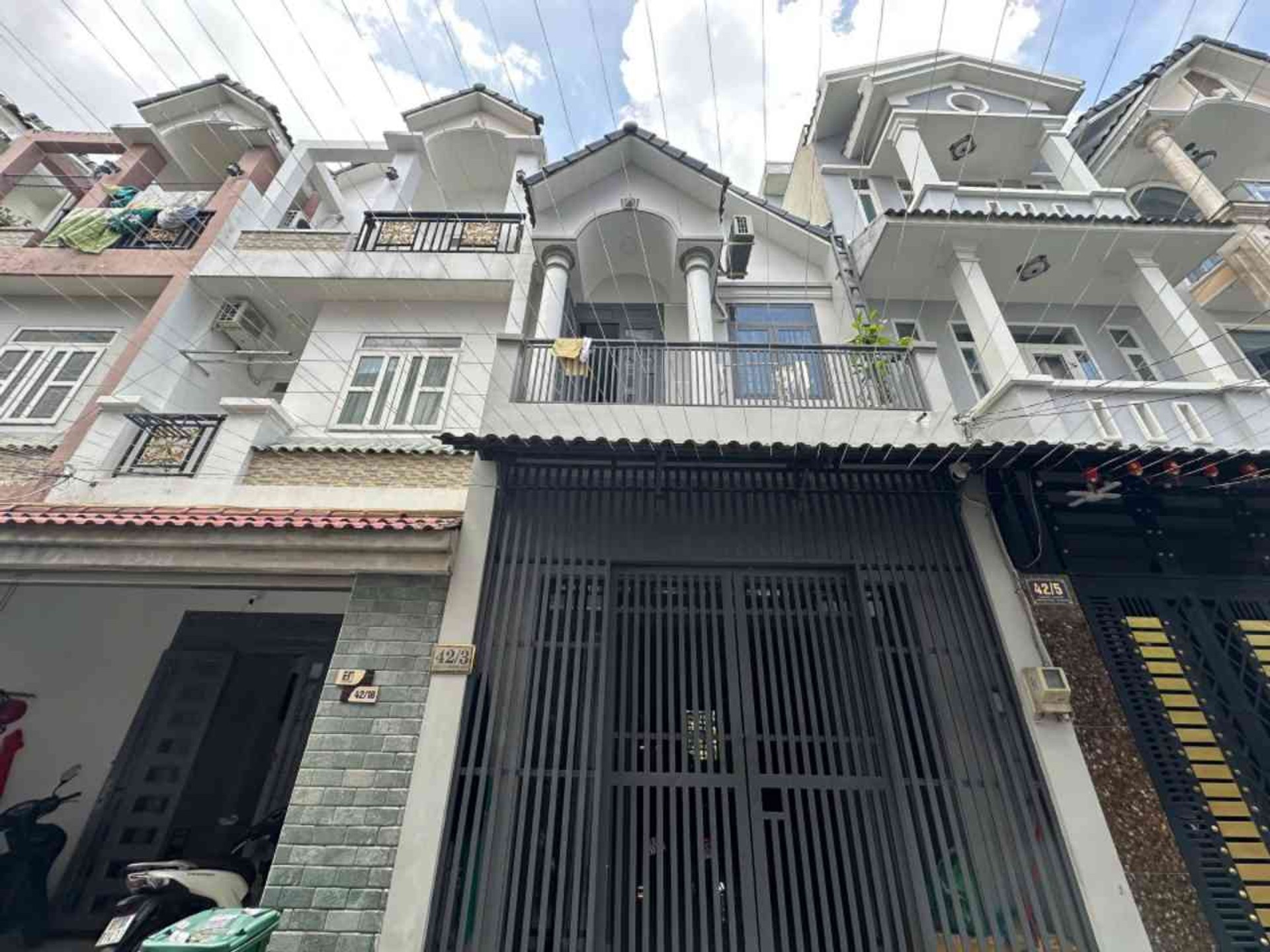 🔥 NHÀ ĐẸP HẺM Ô TÔ – HIỆP BÌNH PHƯỚC – CHỈ 6.2 TỶ TL 🔥
🏡 DT 50m² ngang 4.4m vuông đẹp
