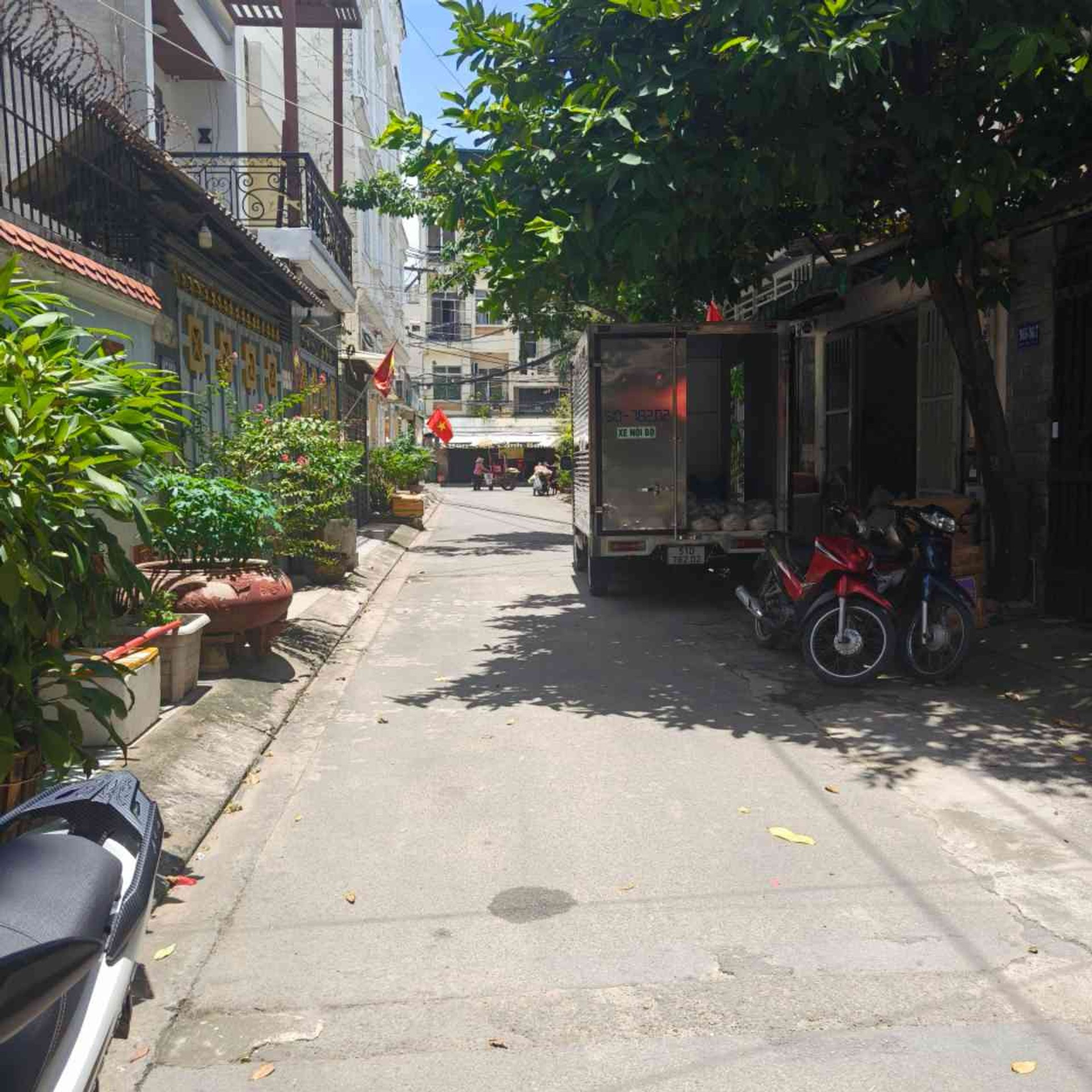 Bán nhà 4 tầng Đường Xe Tải Quang Trung , Chợ Phạm Văn Bạch, 4.2x15m