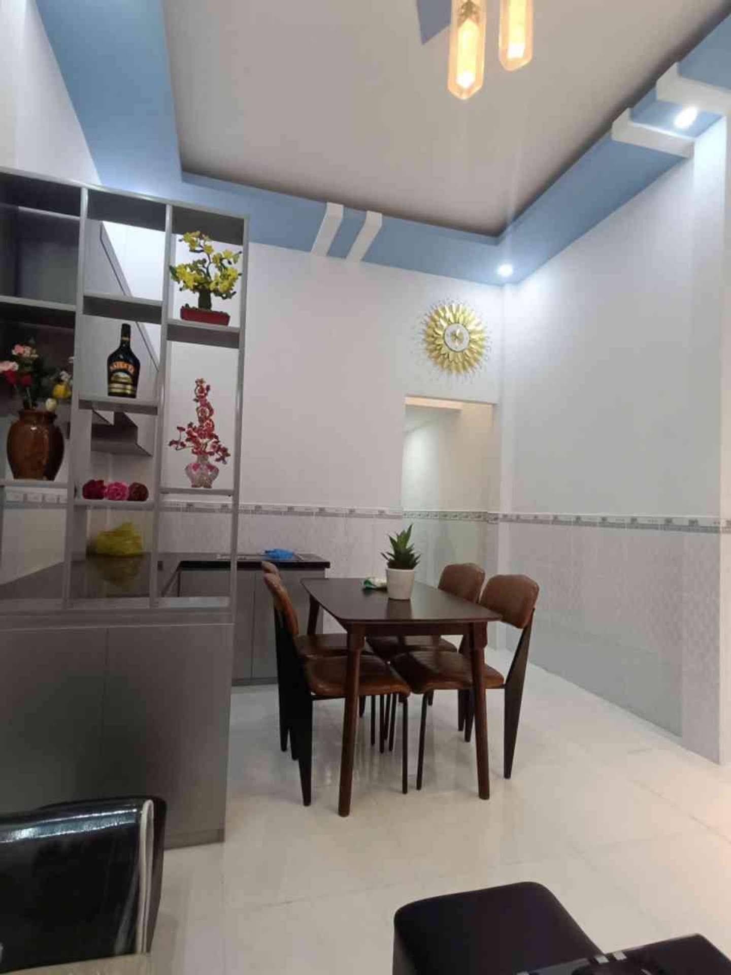 Cơ hội duy nhất sở hữu nhà đẹp full nội thất, hẻm thông rộng xã Đông Thạnh