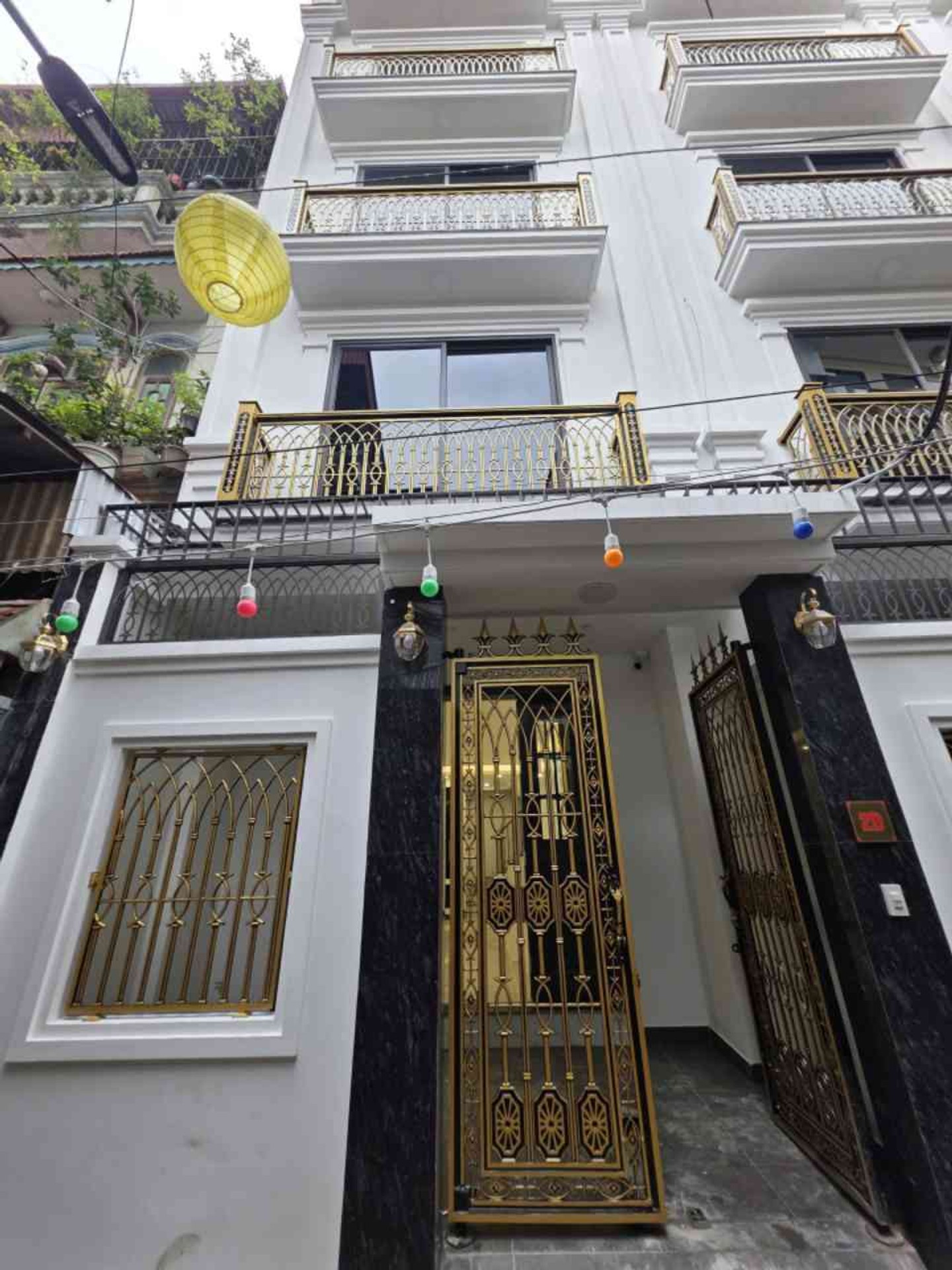 Bán nhà 6 tầng hiện đại gần khu đô thị Ciputra, Tây Hồ, 53.1m² giá 16 tỷ