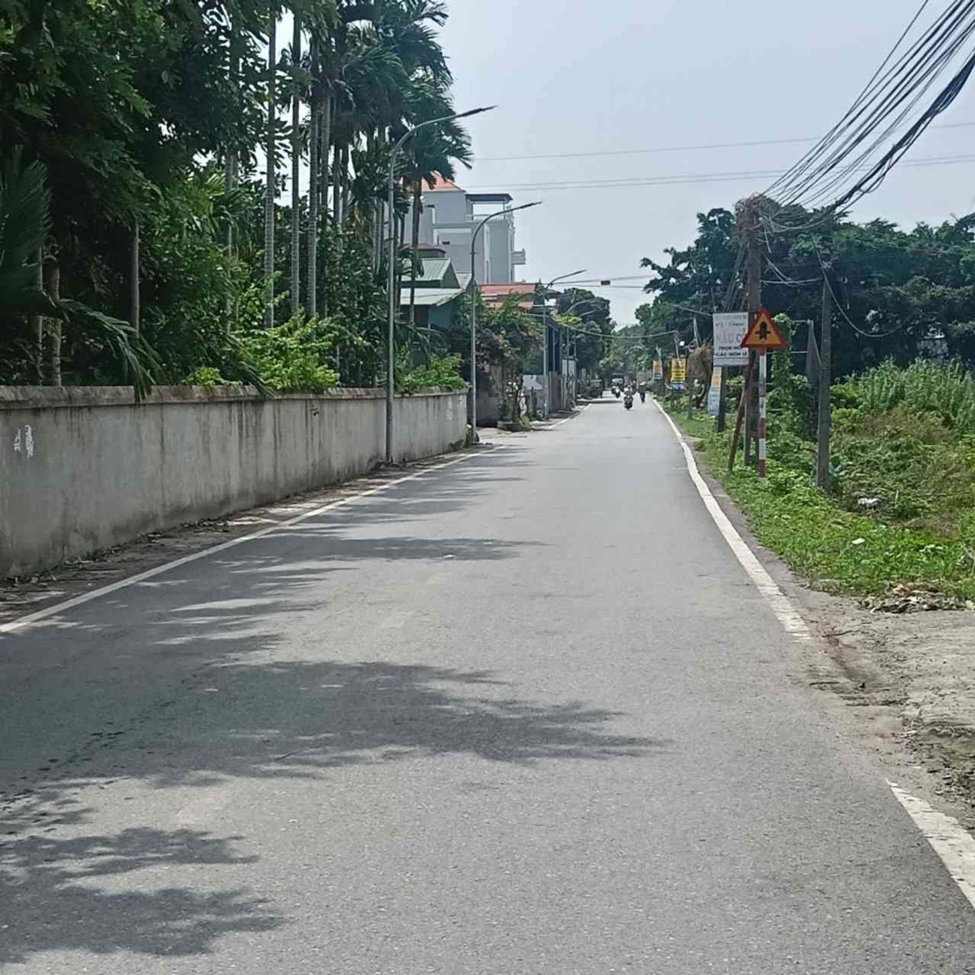 Bán đất mặt đường chính thôn Đại Tài Nghĩa Trụ, Hưng Yên, Dt100m2 view Vinhomes Ocean Park 3