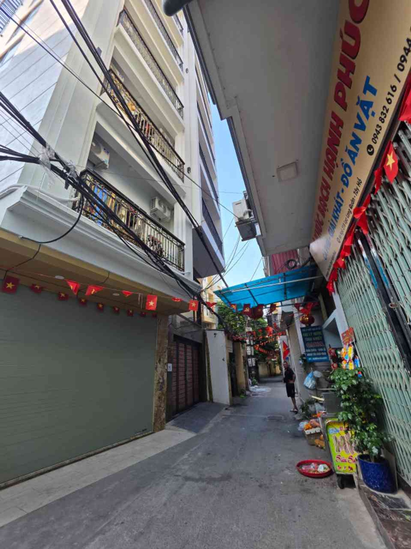Apartment Trích Sài cách Hồ Tây 30m mặt ngõ ô tô thông Lạc Long Quân kín phòng full nội thất