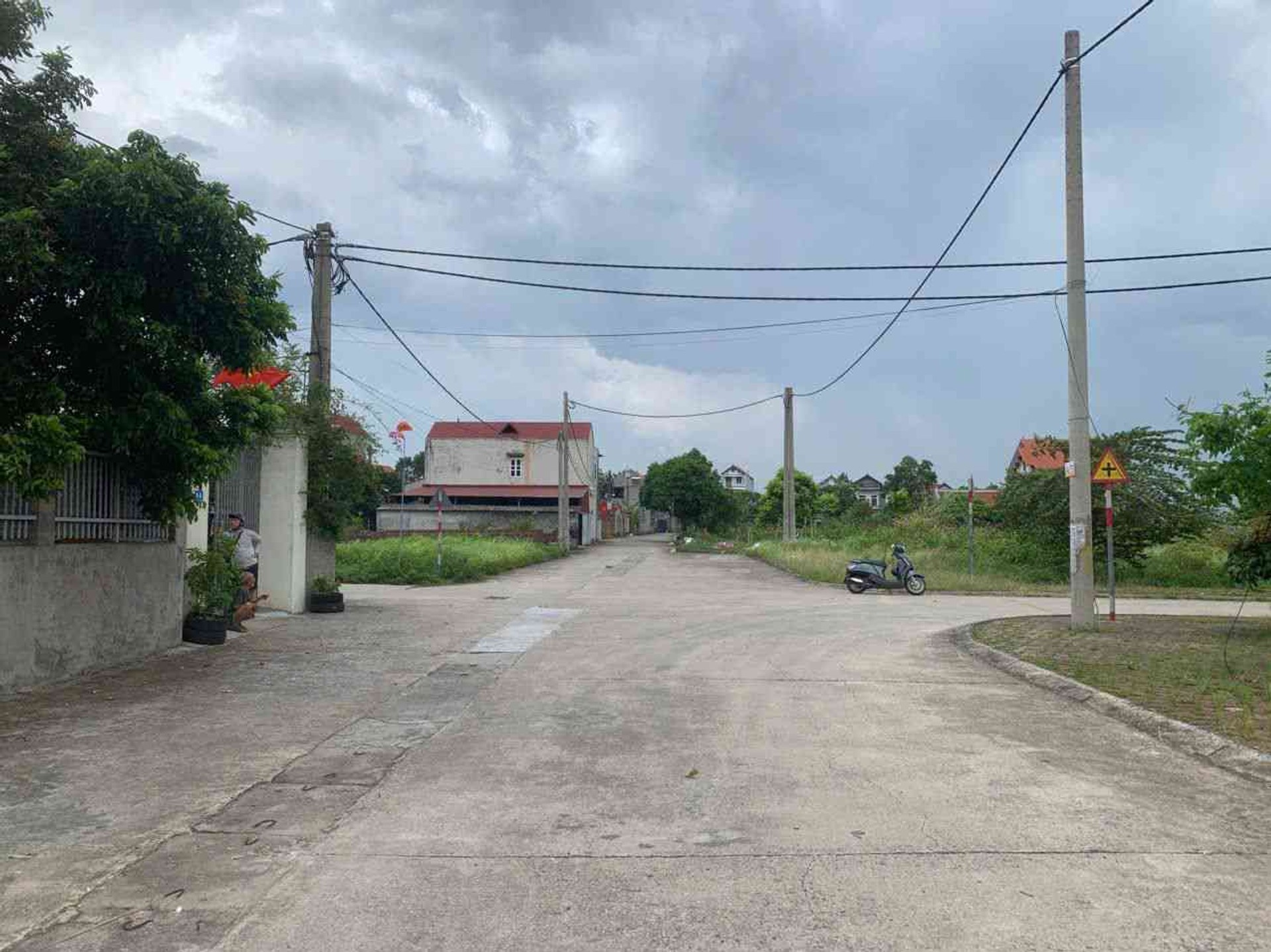 Bán đất 125m2 tại Quang Tiến, hướng Đông Bắc, mặt tiền 5m, đường trước nhà 7m
