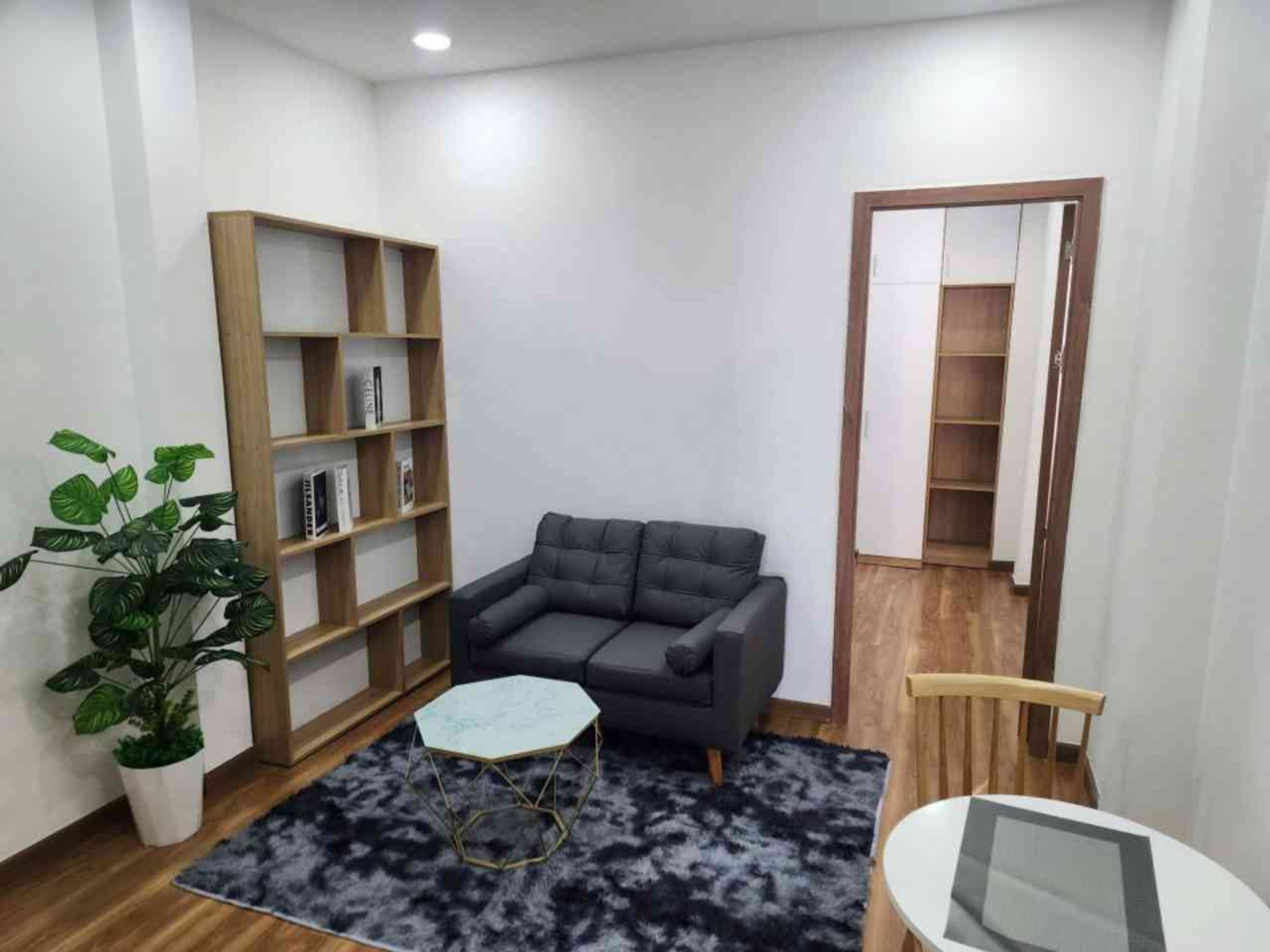Nhà 5 tầng đẹp, đầu tư đỉnh tại trung tâm