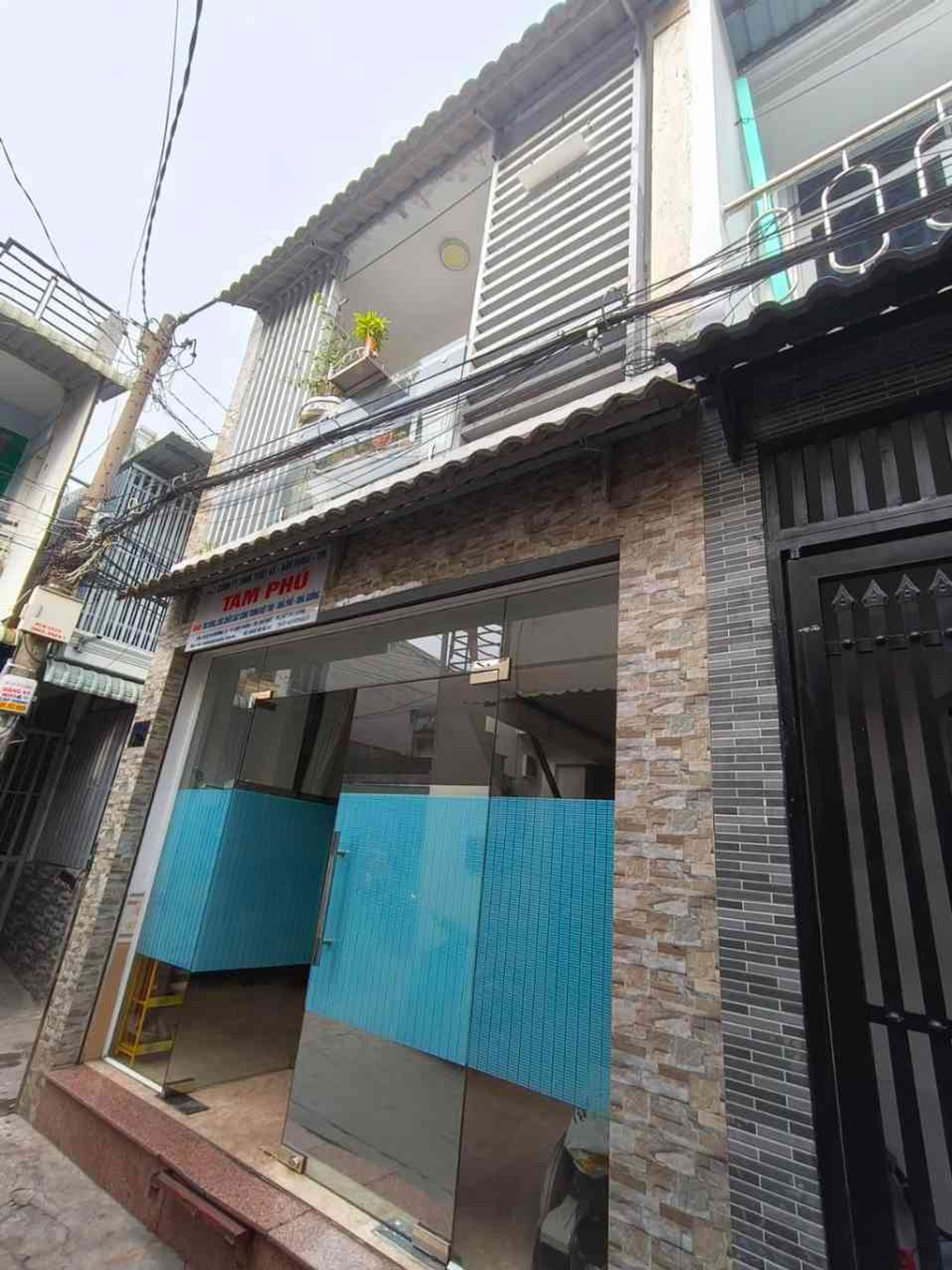 BÁN NHÀ 2 TẦNG LÔ GÓC LINH XUÂN THỦ ĐỨC GIÁ 3,9 TỶ