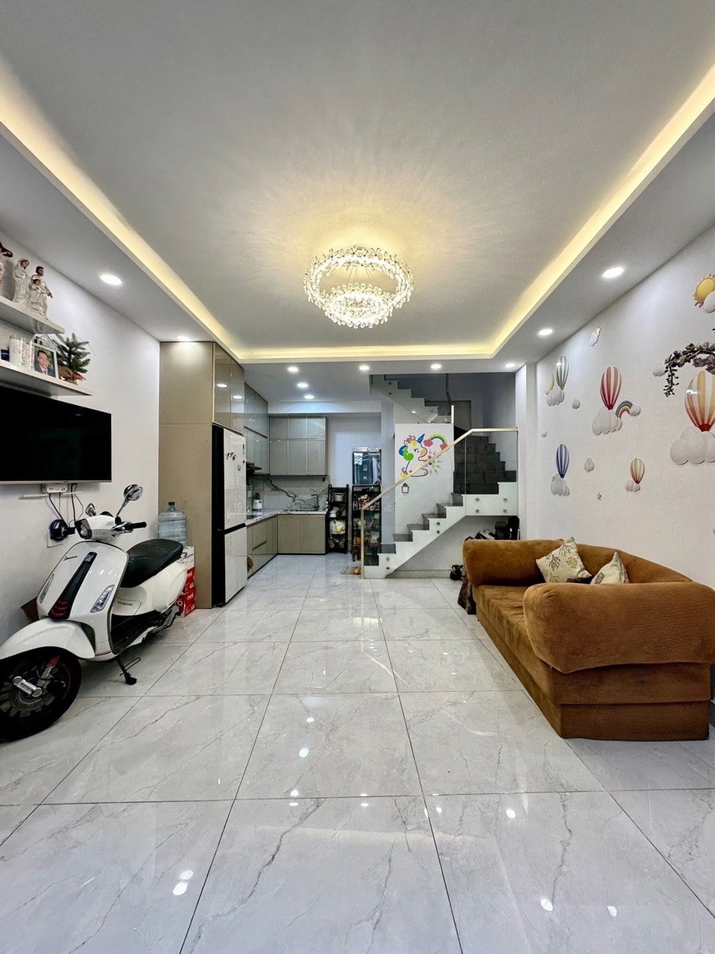Nhà Tân Bình - Âu Cơ nở hậu, 4 tầng - ở ngay - ngang hơn 4m -152m2 – 7 tỷ.