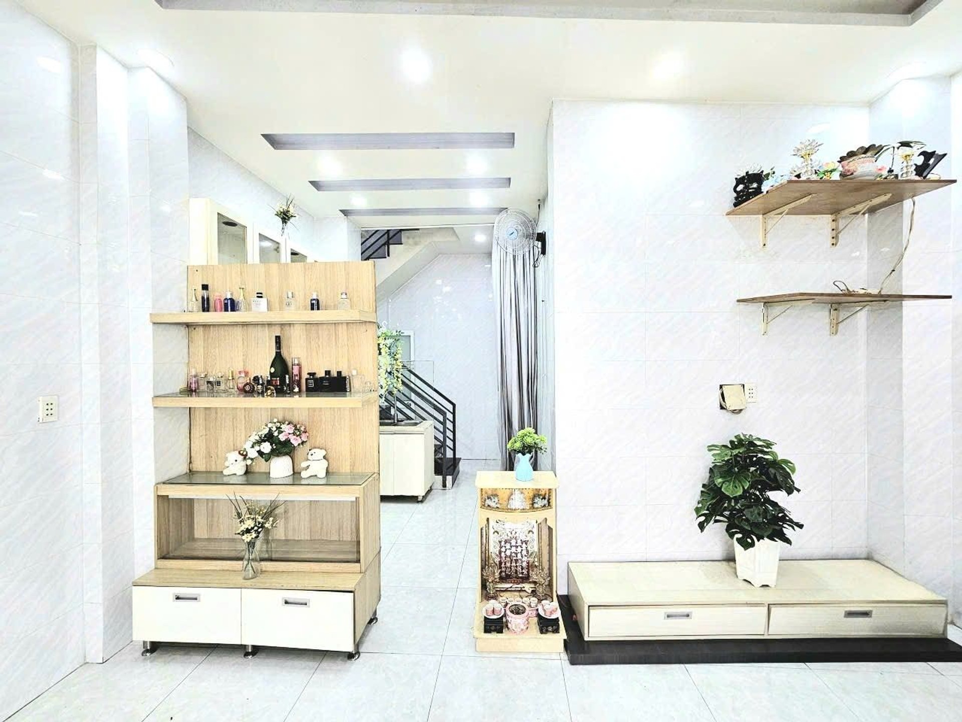 Nhà 2 tầng 38.8m2 hẻm Bùi Minh Trực Quận 8 giá 4.95 tỷ