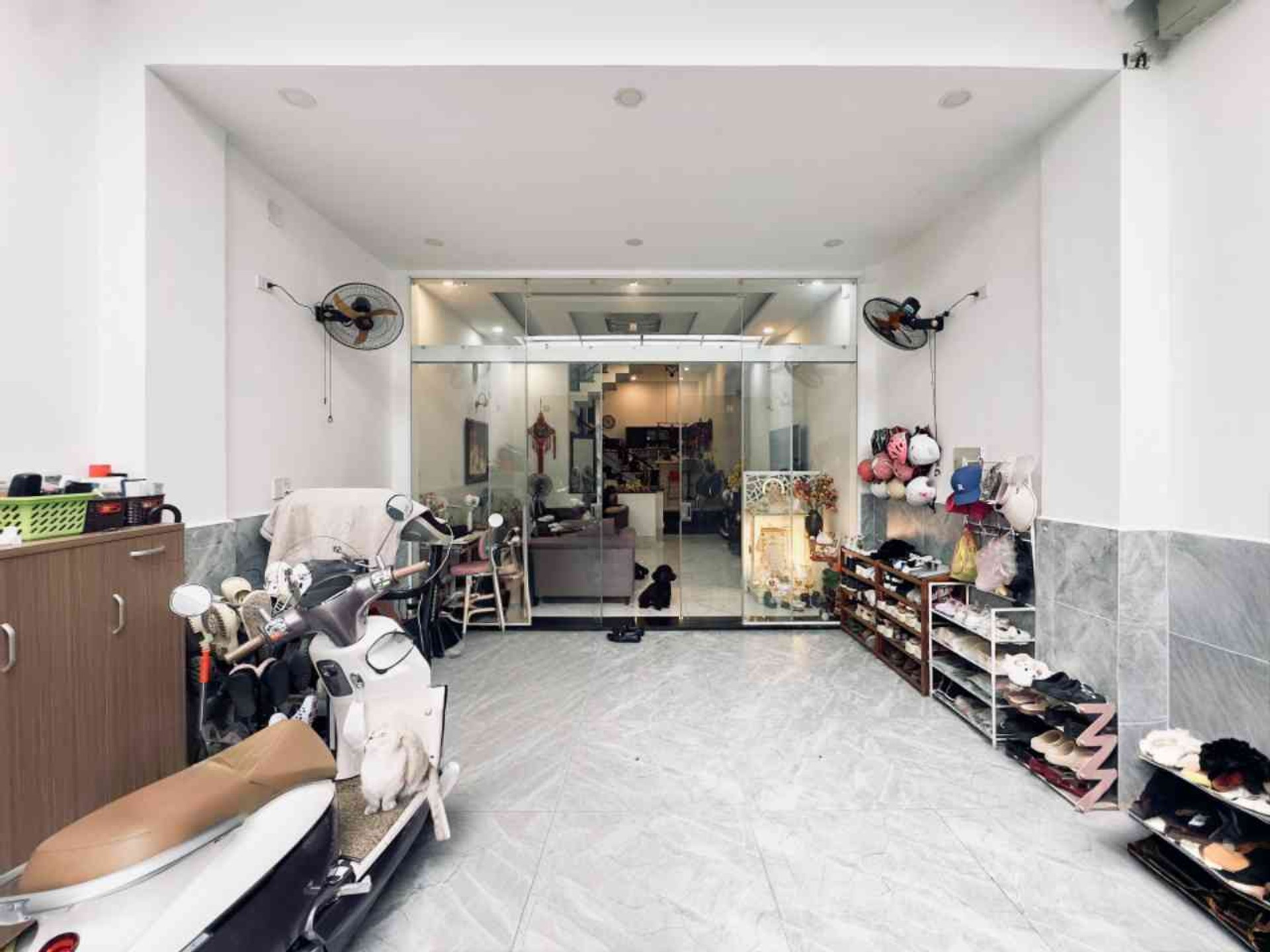 Nhà mặt phố Trường Sa, Phú Nhuận, 4 tầng 110M2, Giá 28Tỷ