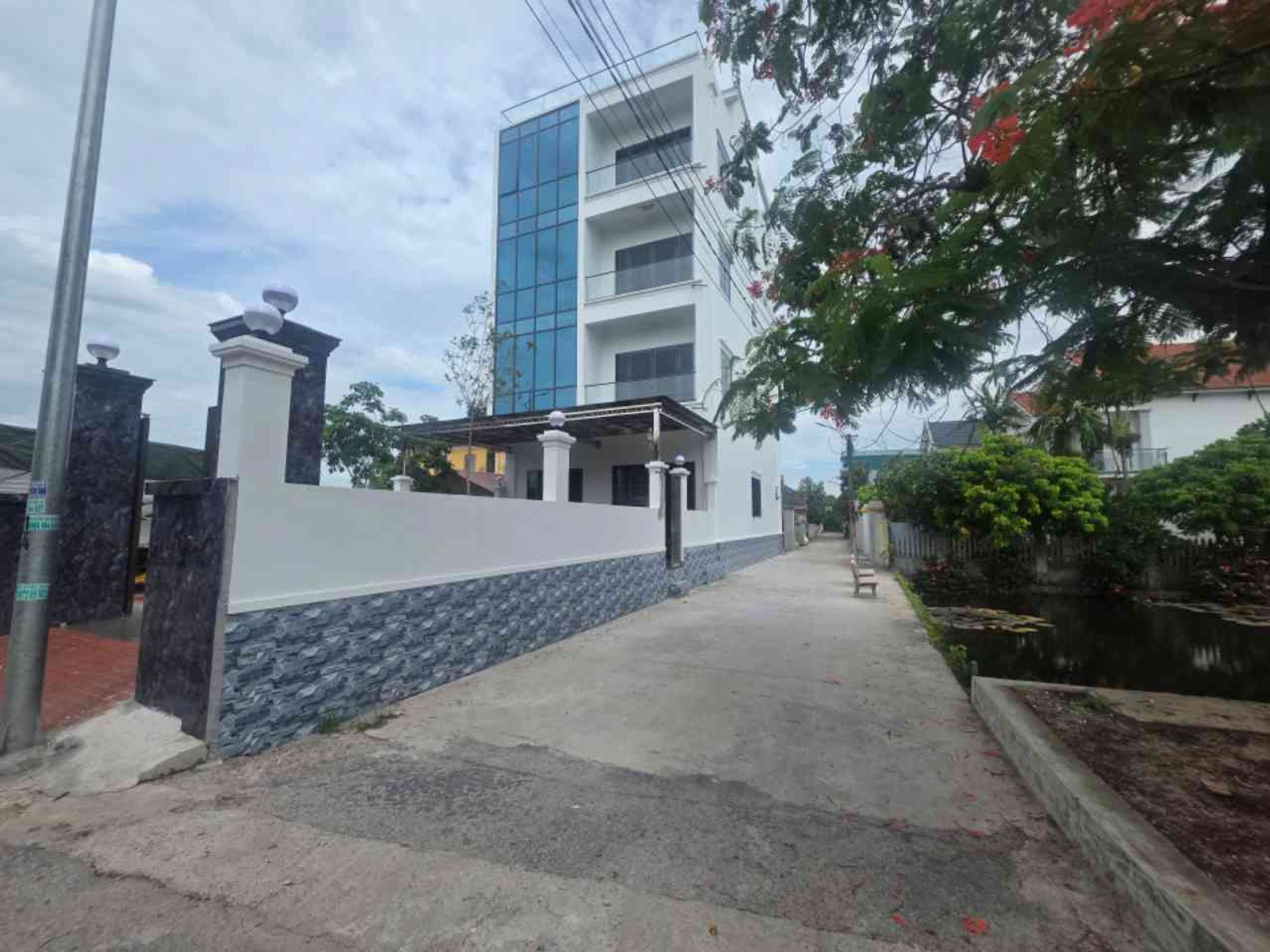 Bán đất thôn Kim Ngưu- Tân Tiến - Văn Giang - Hưng Yên , oto dỗ cửa