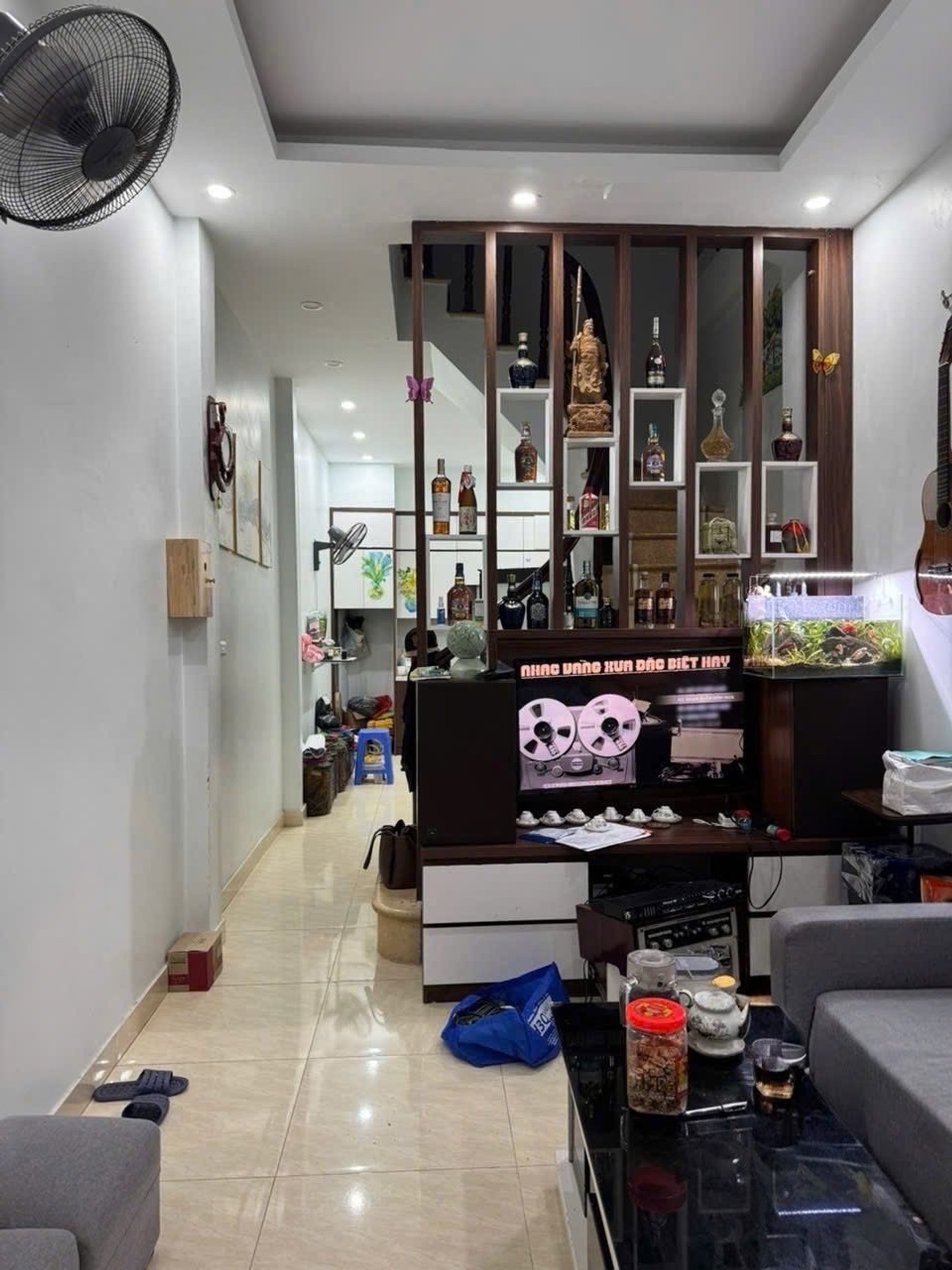 Bán nhà riêng lô góc 4 tầng, 37.2m² tại trung tâm Cầu Giấy, giá 9.95 tỷ