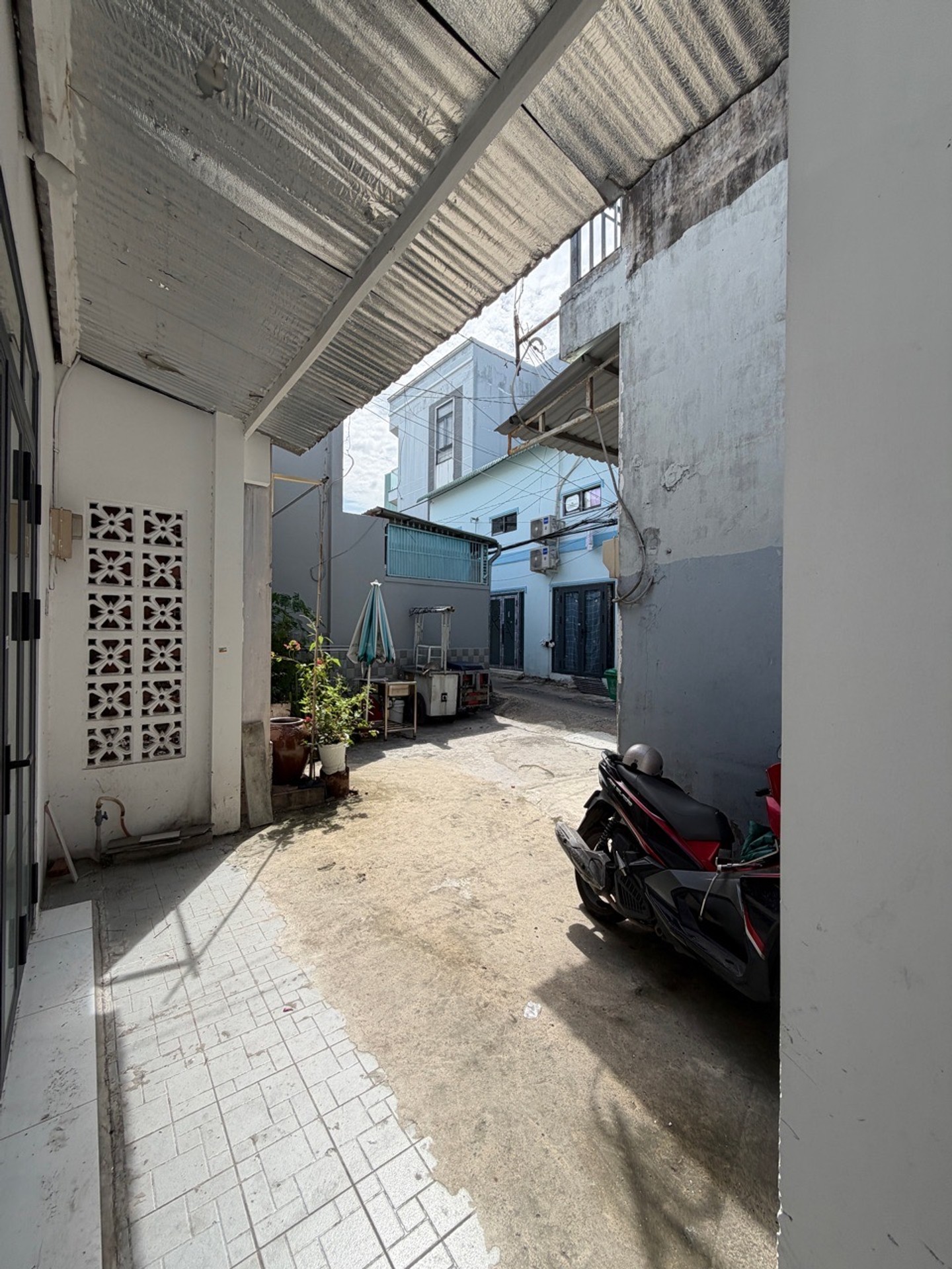 Băn nhà Trung Tâm Linh Chiểu –67.9M² - Chỉ 4.98 t.ỷ - Gần Vincom Võ Văn Ngân Thủ Đức – Ngang 5.3M