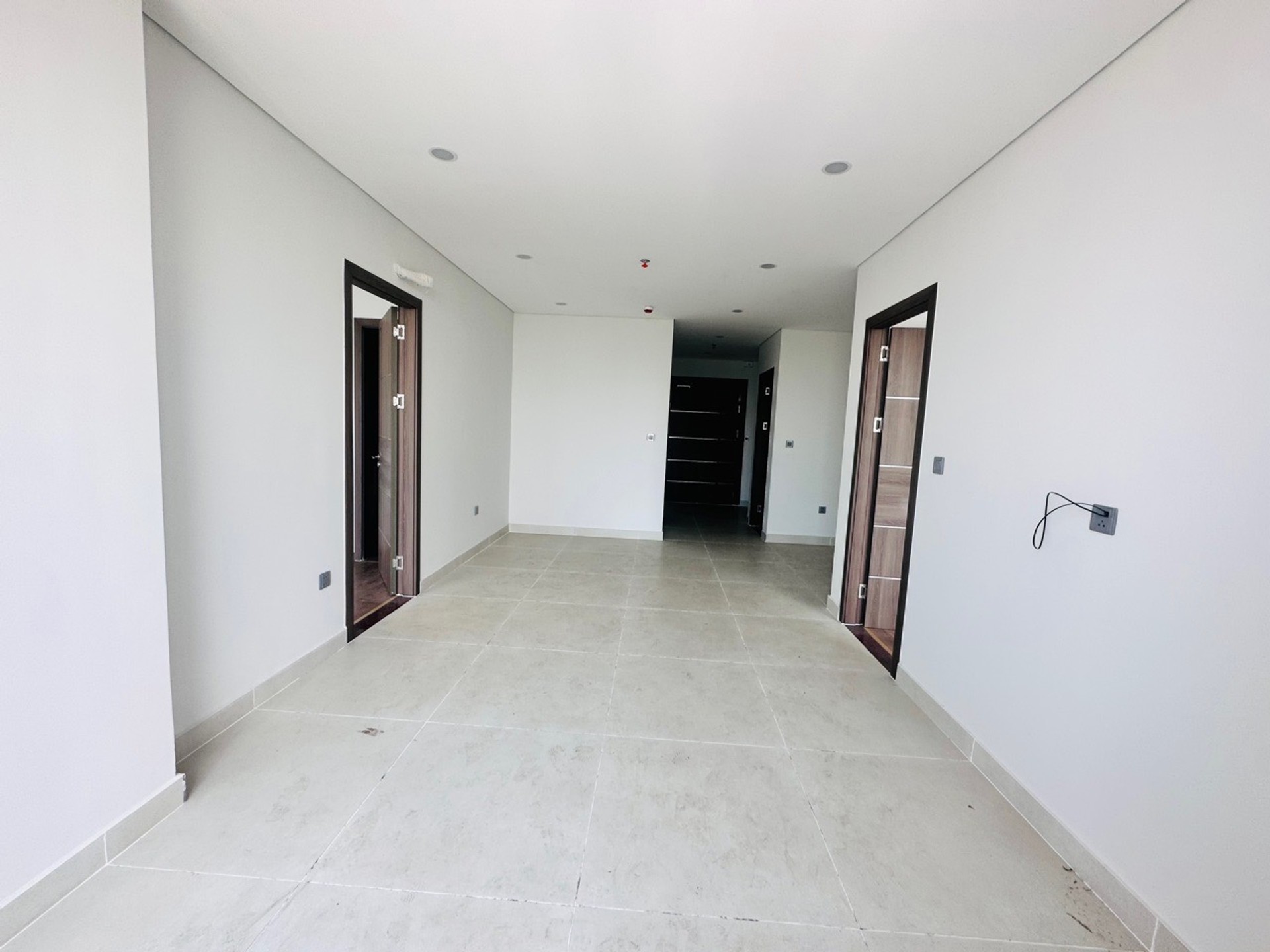 Căn hộ cao cấp 101m2, 3 phòng ngủ tại Khai Sơn, Ngọc Thụy, view hồ thoáng mát