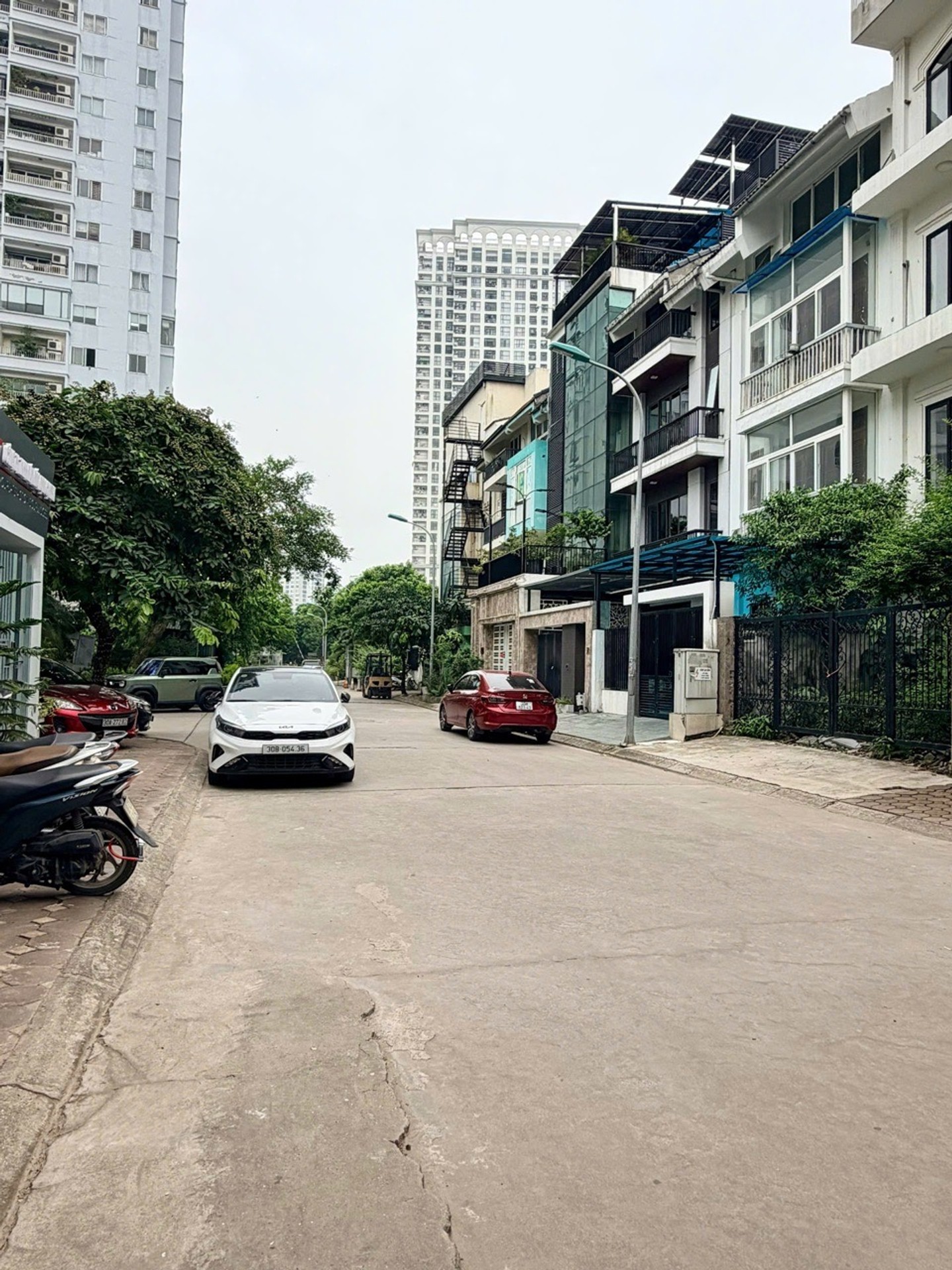 Nhà Phố Sang Trọng Liền Kề Khu Nhà Vườn An Dương Vương Tây Hồ